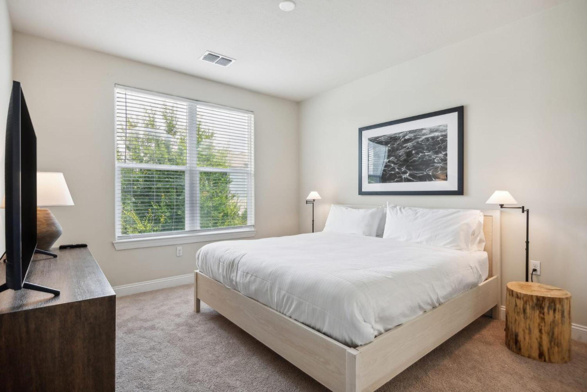 Discover Vibrant Living At Century Millenia In Orlando!