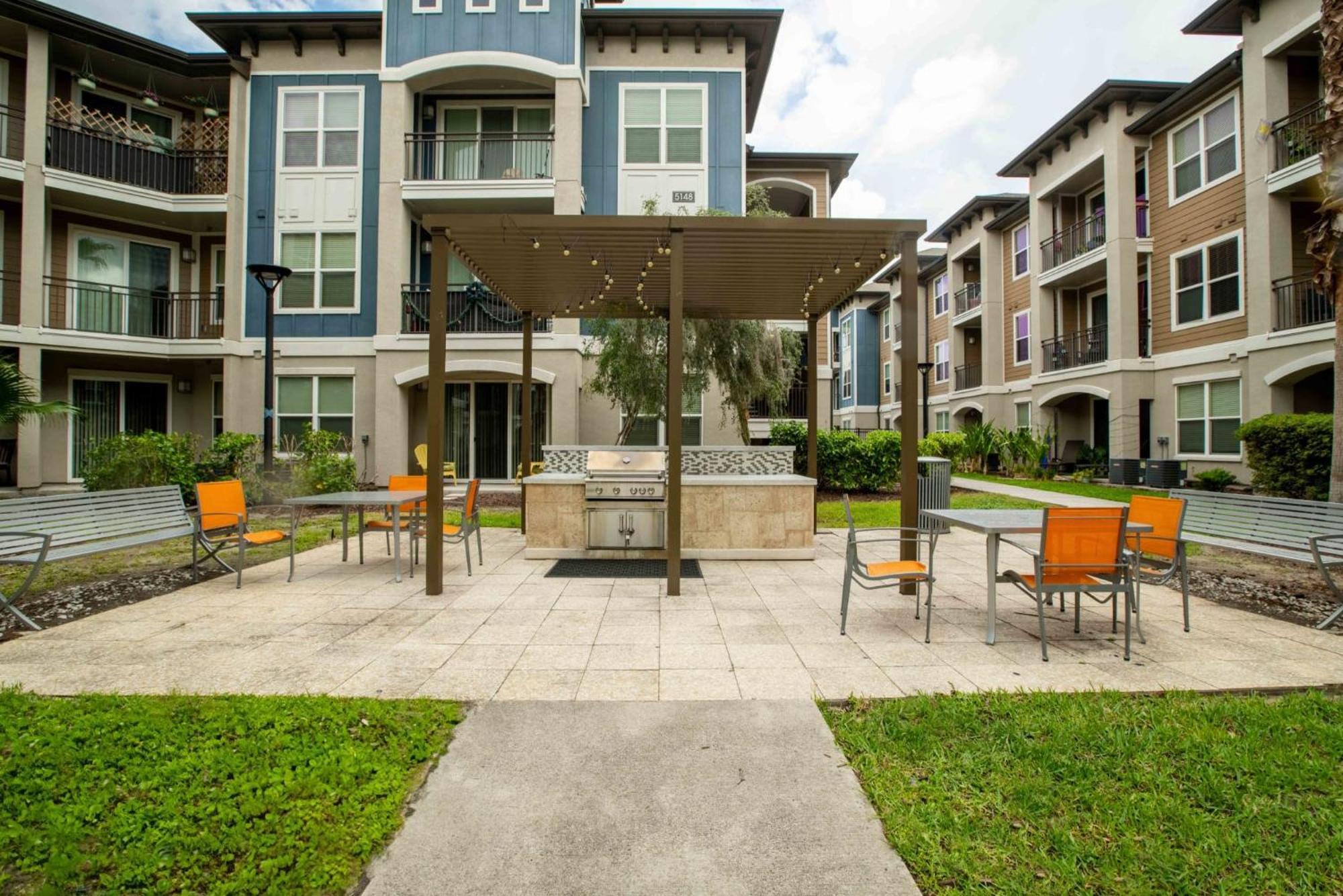 Apartment Discover Vibrant Living At Century Millenia In Orlando! Orlando