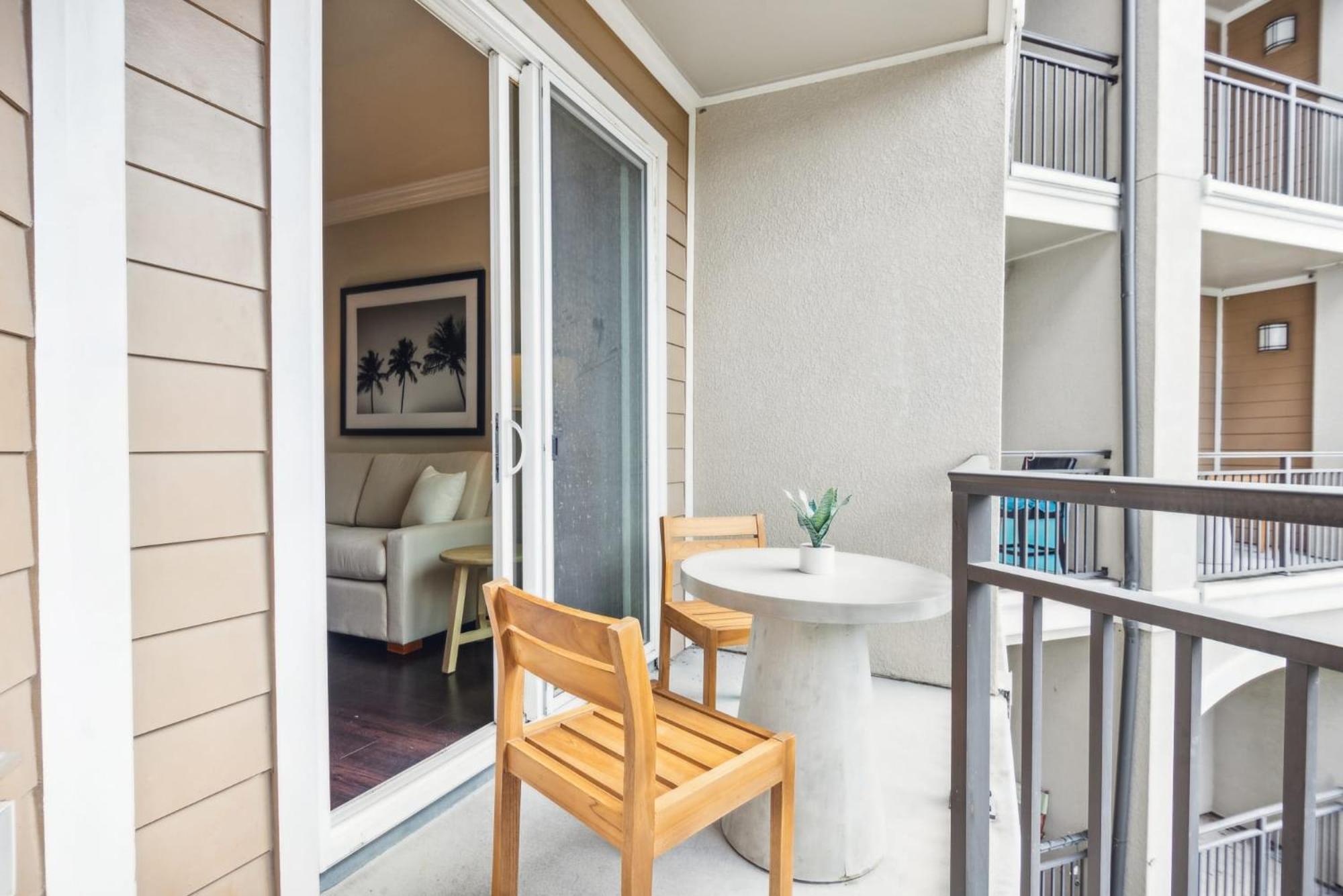 Discover Vibrant Living At Century Millenia In Orlando! Apartment Orlando