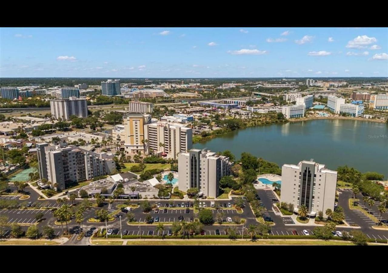 Gorgeous Spot Universal Apartment