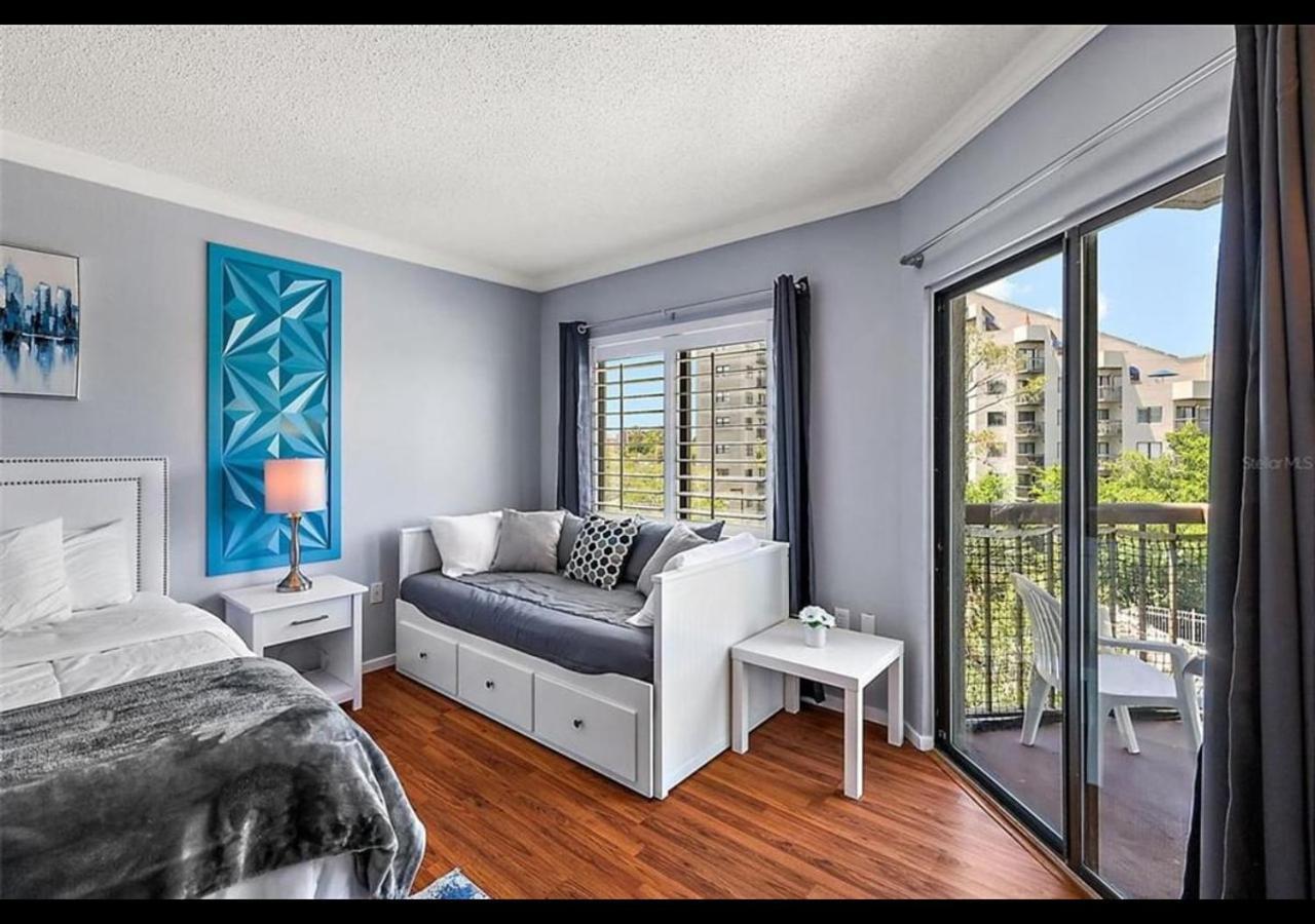 Apartment Gorgeous Spot Universal