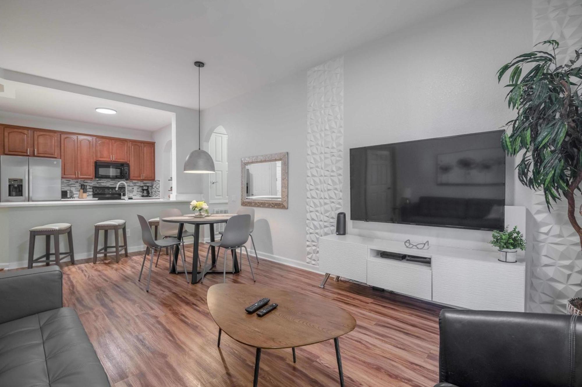 Vista Cay Luxury Secret Cove Near Theme Parks And Walk To The Convention Center *