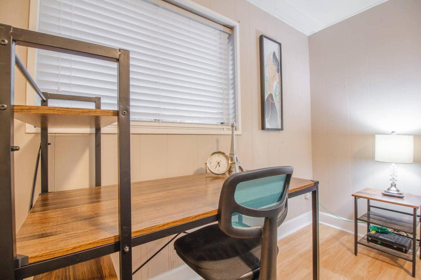Pet-Friendly 6Br W Fast Wifi Near Downtown! Holiday home