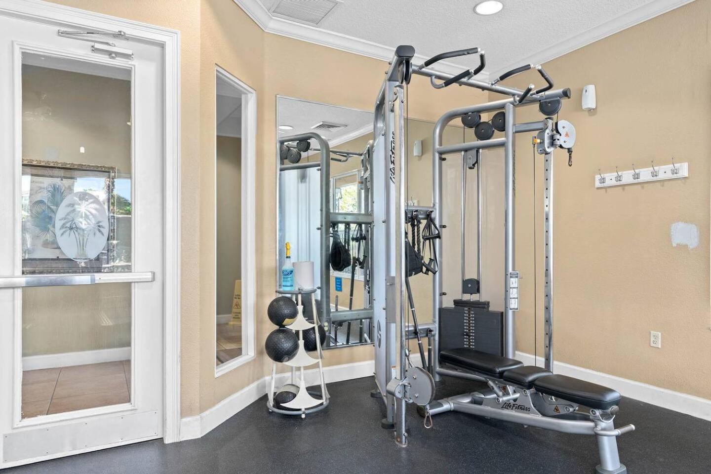 Luxury 3br Retreat Apartment