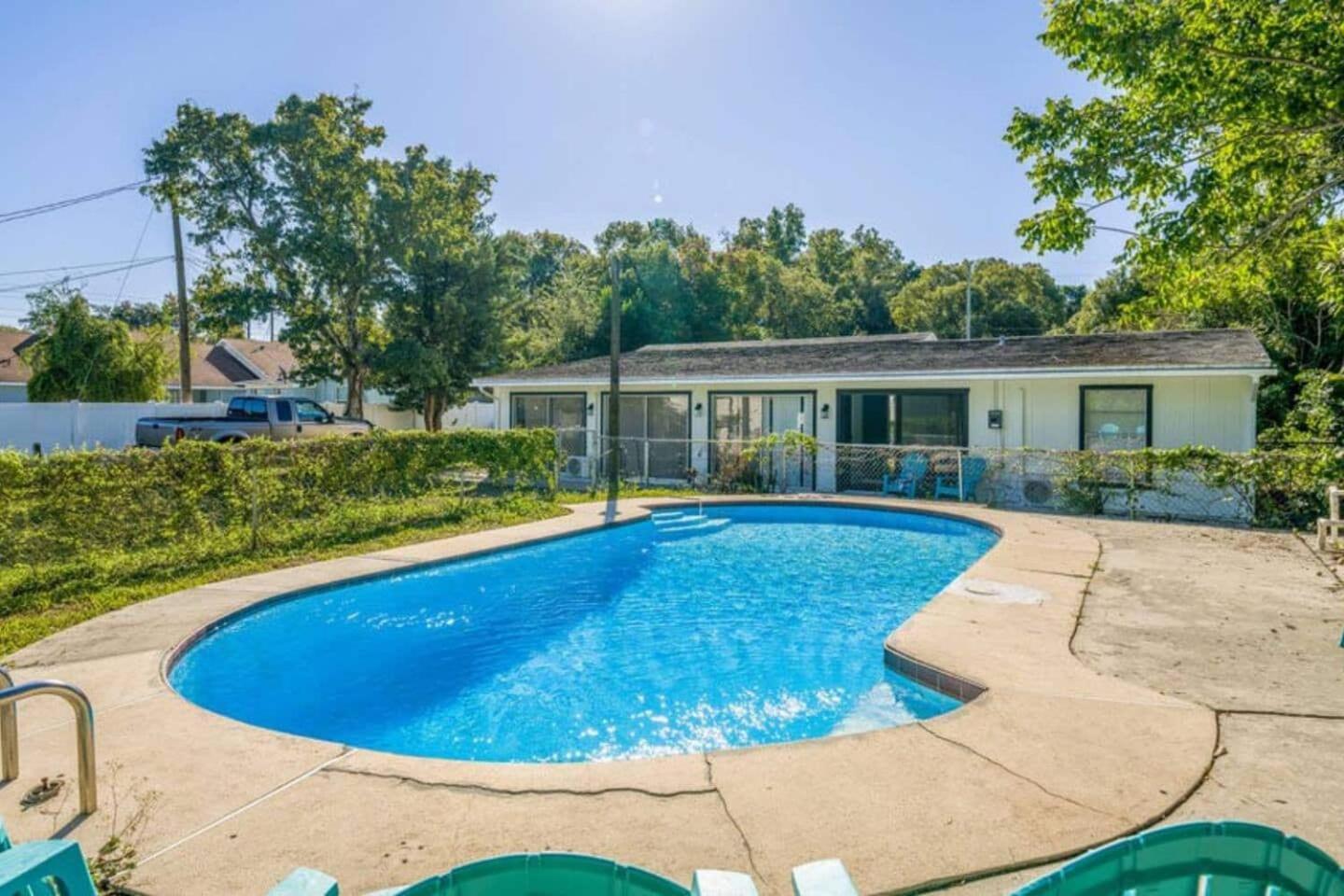 1Br, 3 Beds, Wifi, Pets Ok 20 Min To Disney! Holiday home *