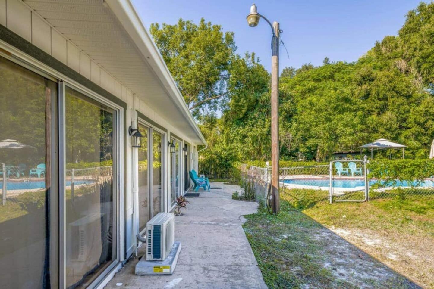 Holiday home 1Br, 3 Beds, Wifi, Pets Ok 20 Min To Disney!