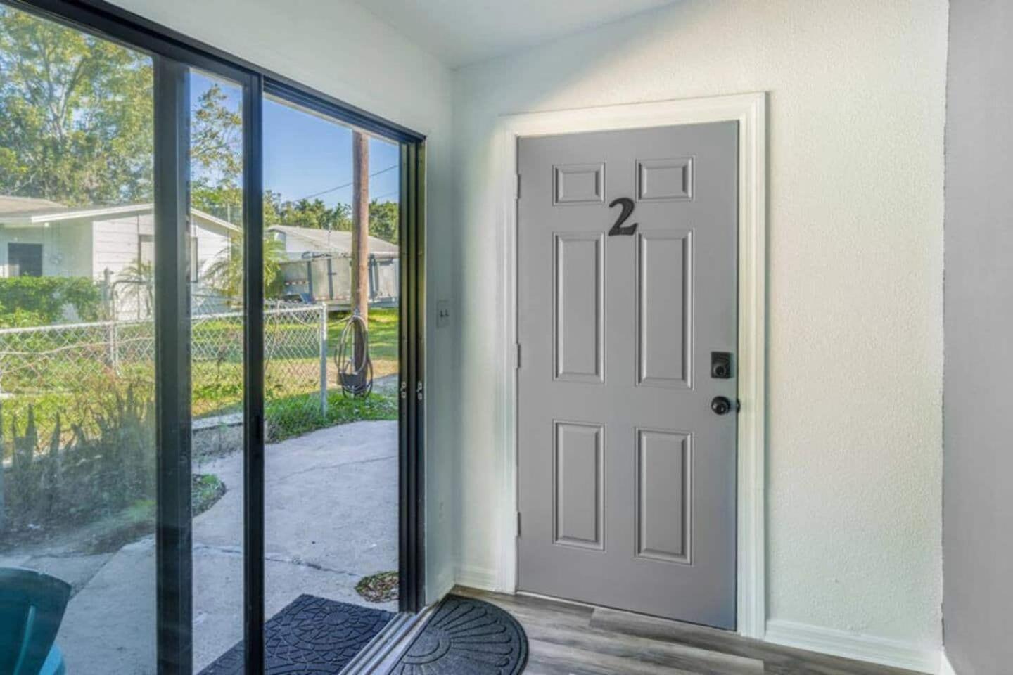 1Br, 3 Beds, Wifi, Pets Ok 20 Min To Disney! * Orlando