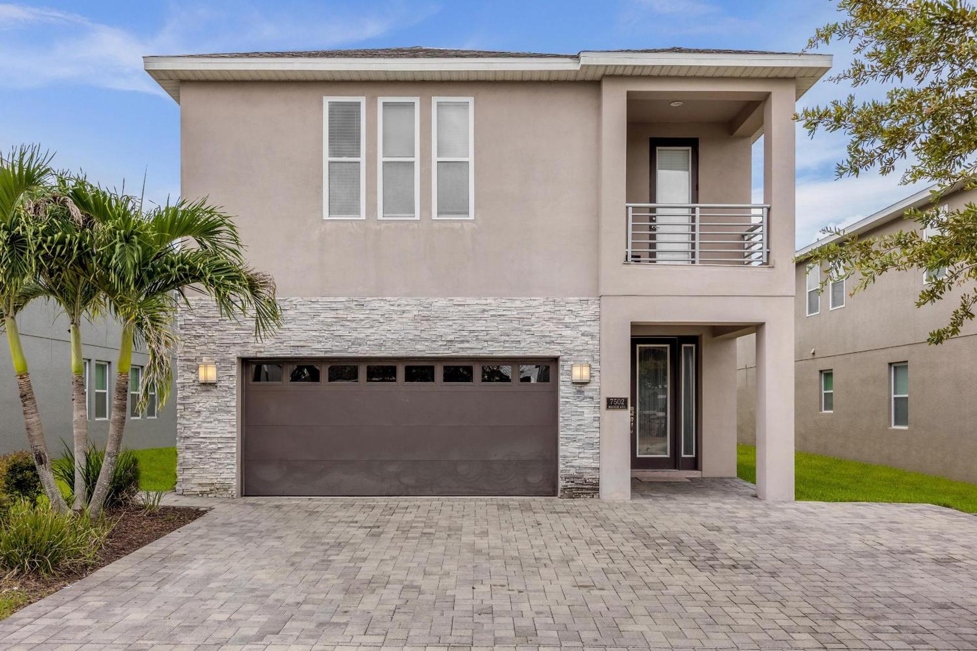 8 Bedrooms - 7 Bathrooms - Encore 7502 Ma Holiday home