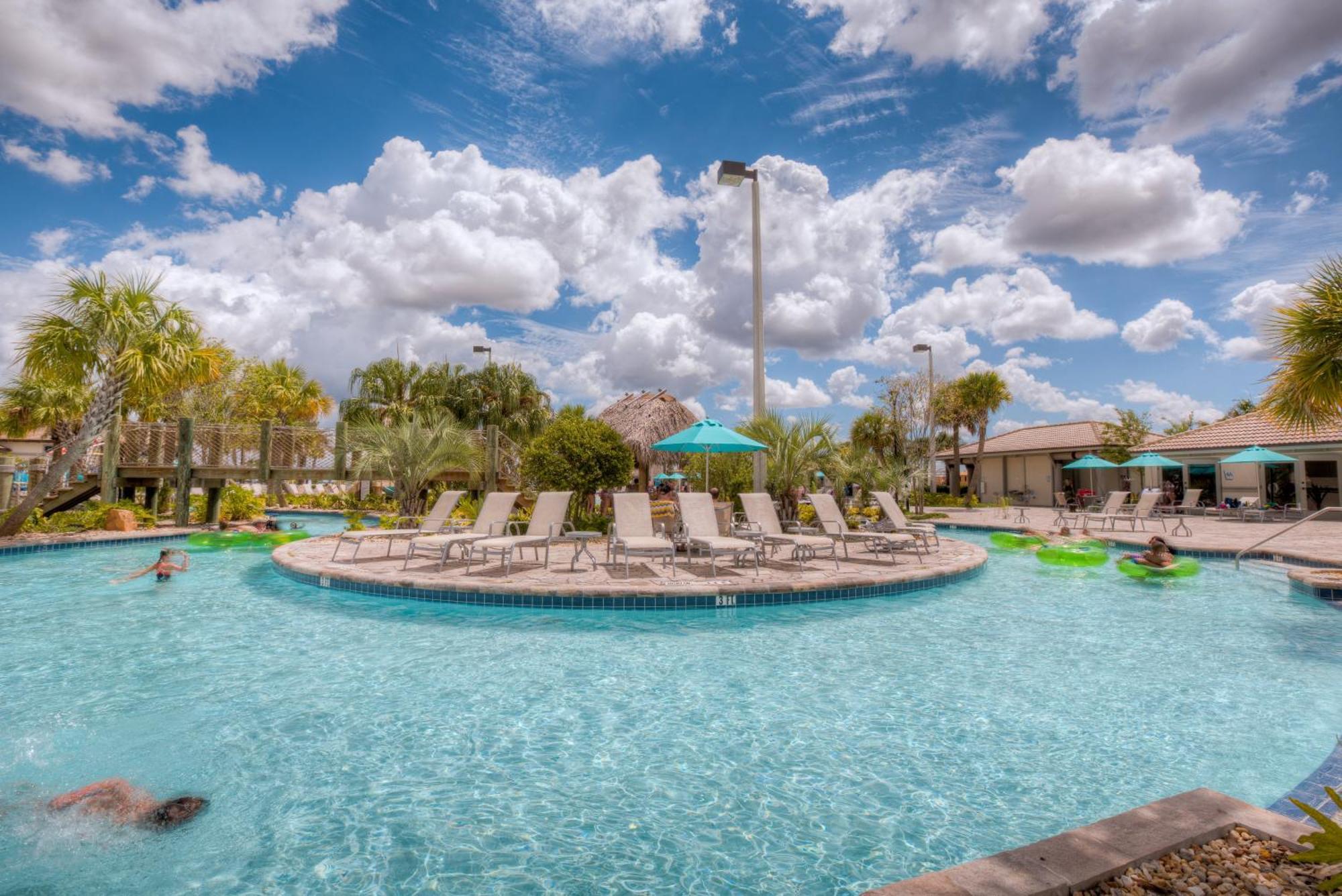 - Championsgate 469 Holiday home *