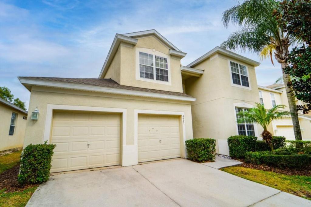 Windsor Hills 1060 By