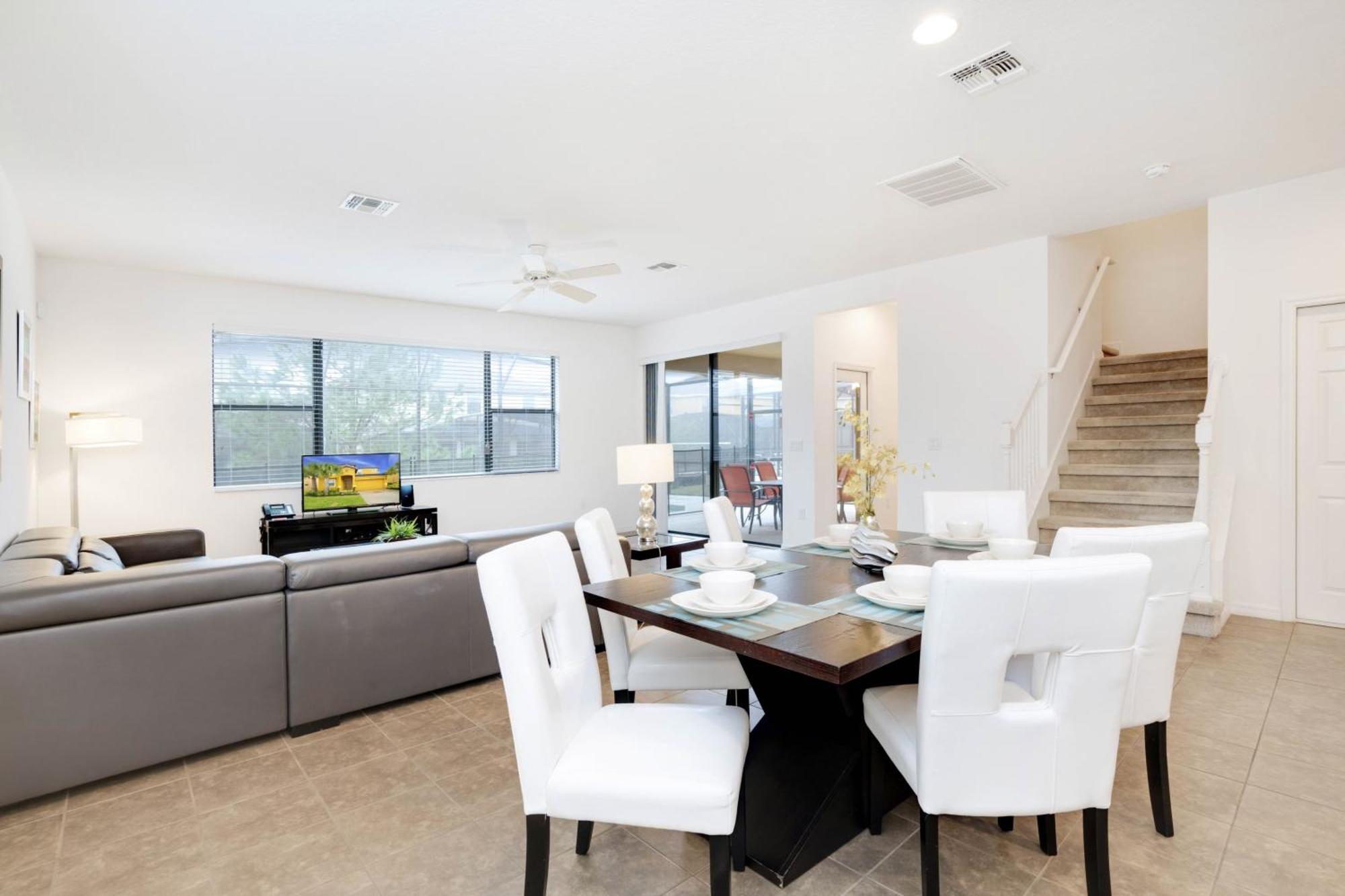 - Providence 61 Villa Orlando