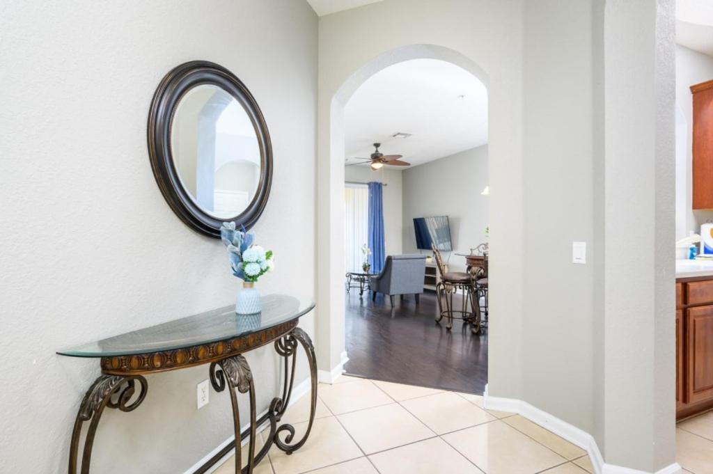 Beautiful Deluxe Condo, Vista Cay - 3024 * Orlando