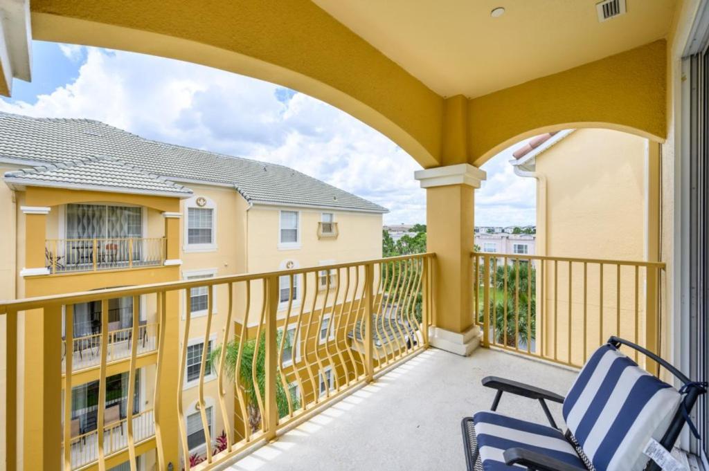 Beautiful Deluxe Condo, Vista Cay - 3024 *