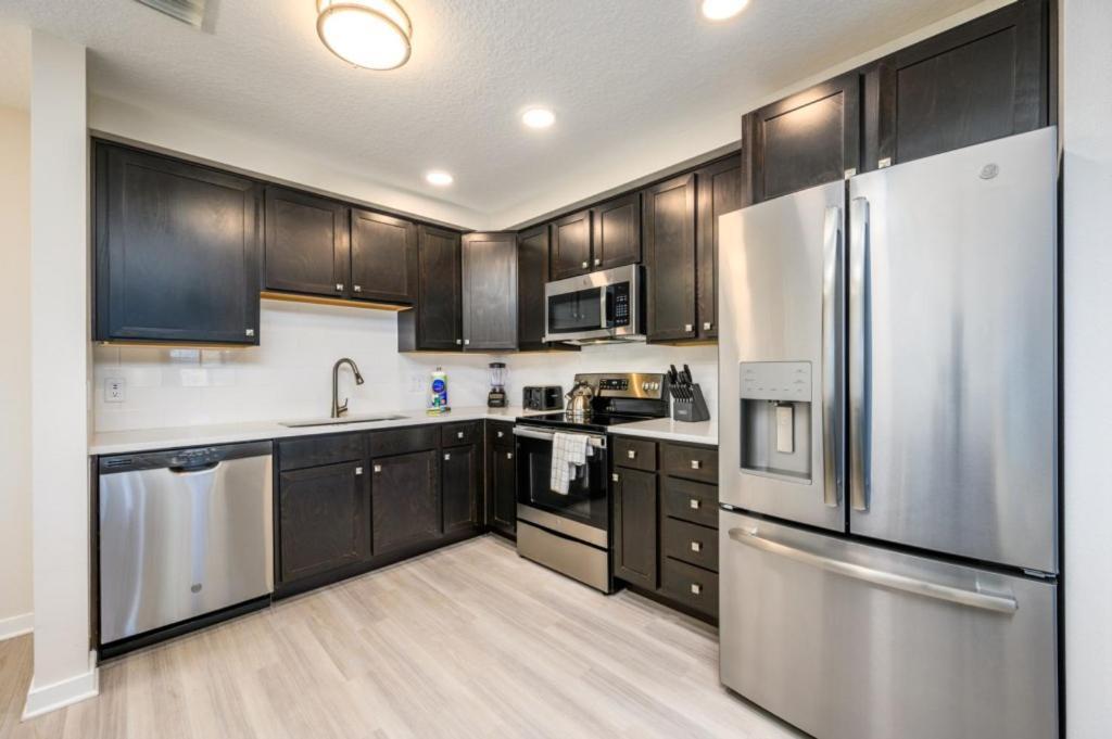 Apartment New Modern Vista Cay Reserve - 5007