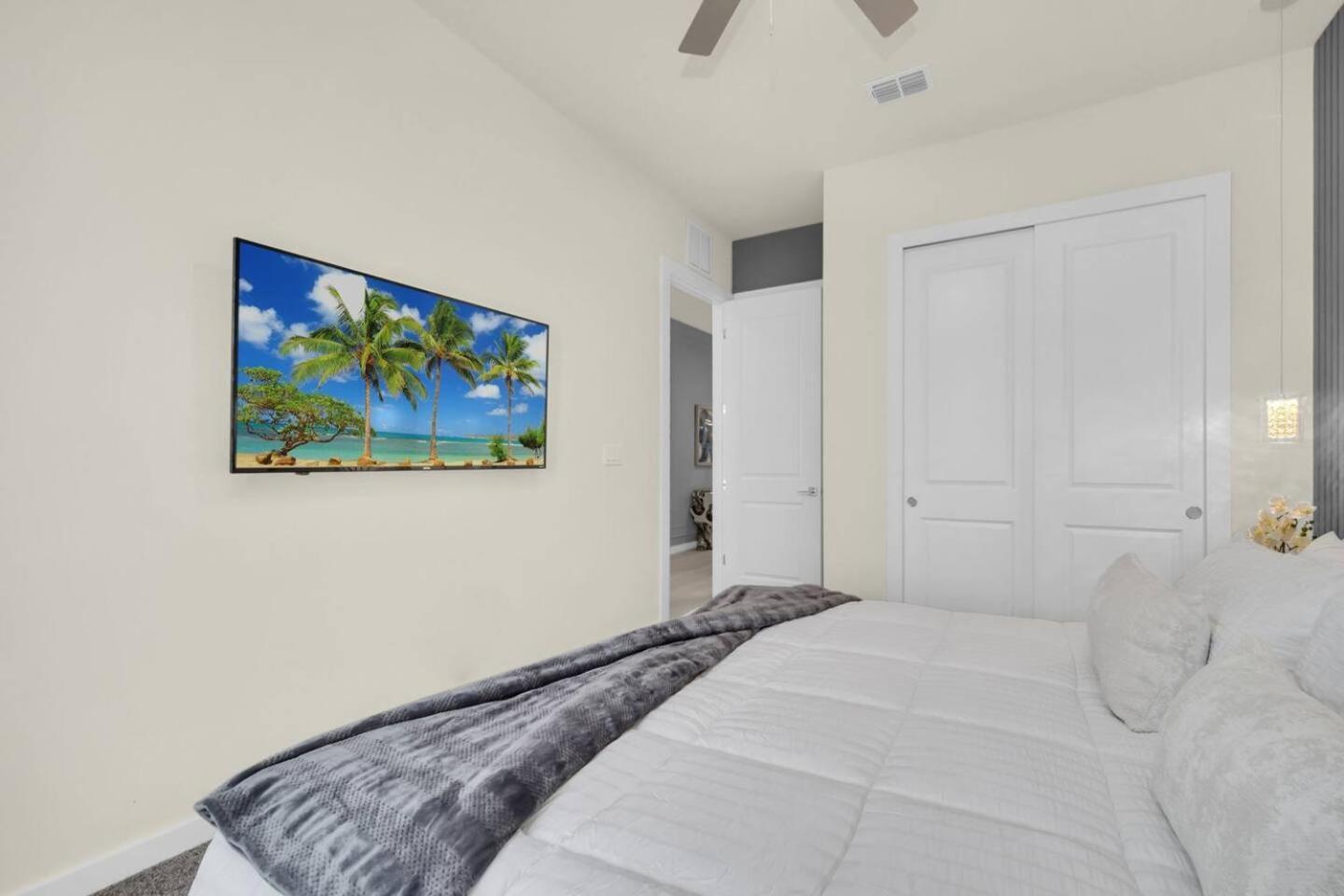 3bd 3ba Themed House Near Holiday home *