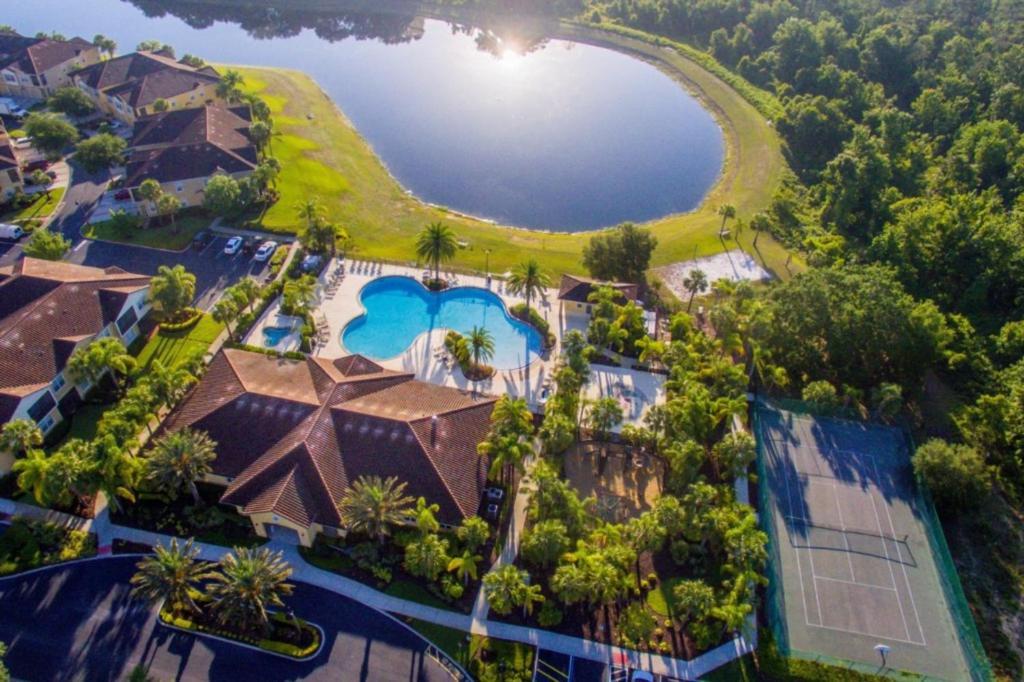 3 Bedrooms - 2 Bathrooms - Oakwater 7528 Pw Holiday home Orlando