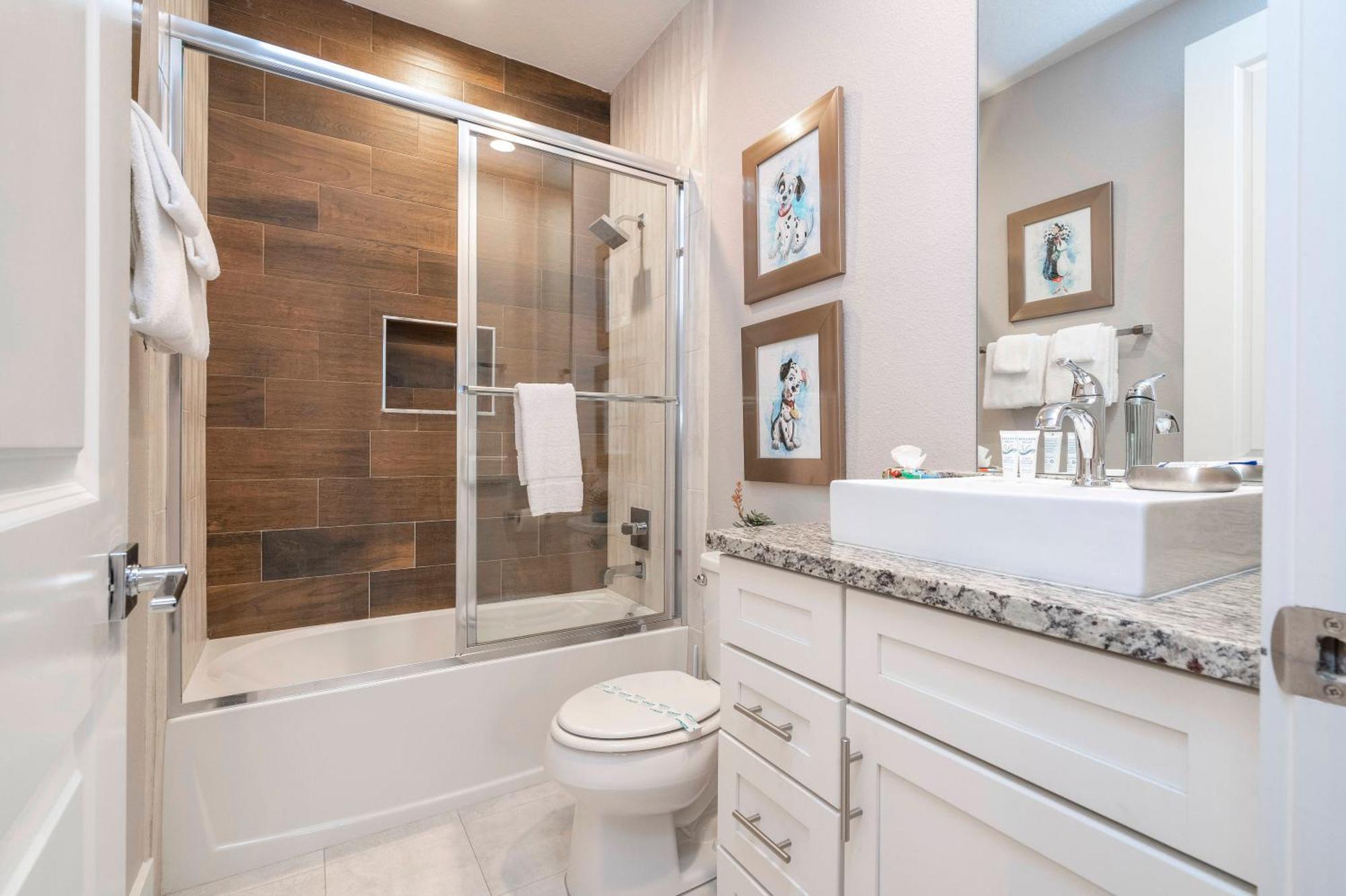 Gorgeous New 4 Beds Dream 5 Min To
