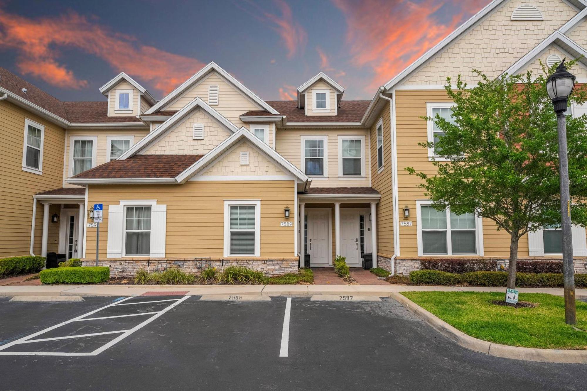 Gorgeous New 4 Beds Dream 5 Min To Orlando