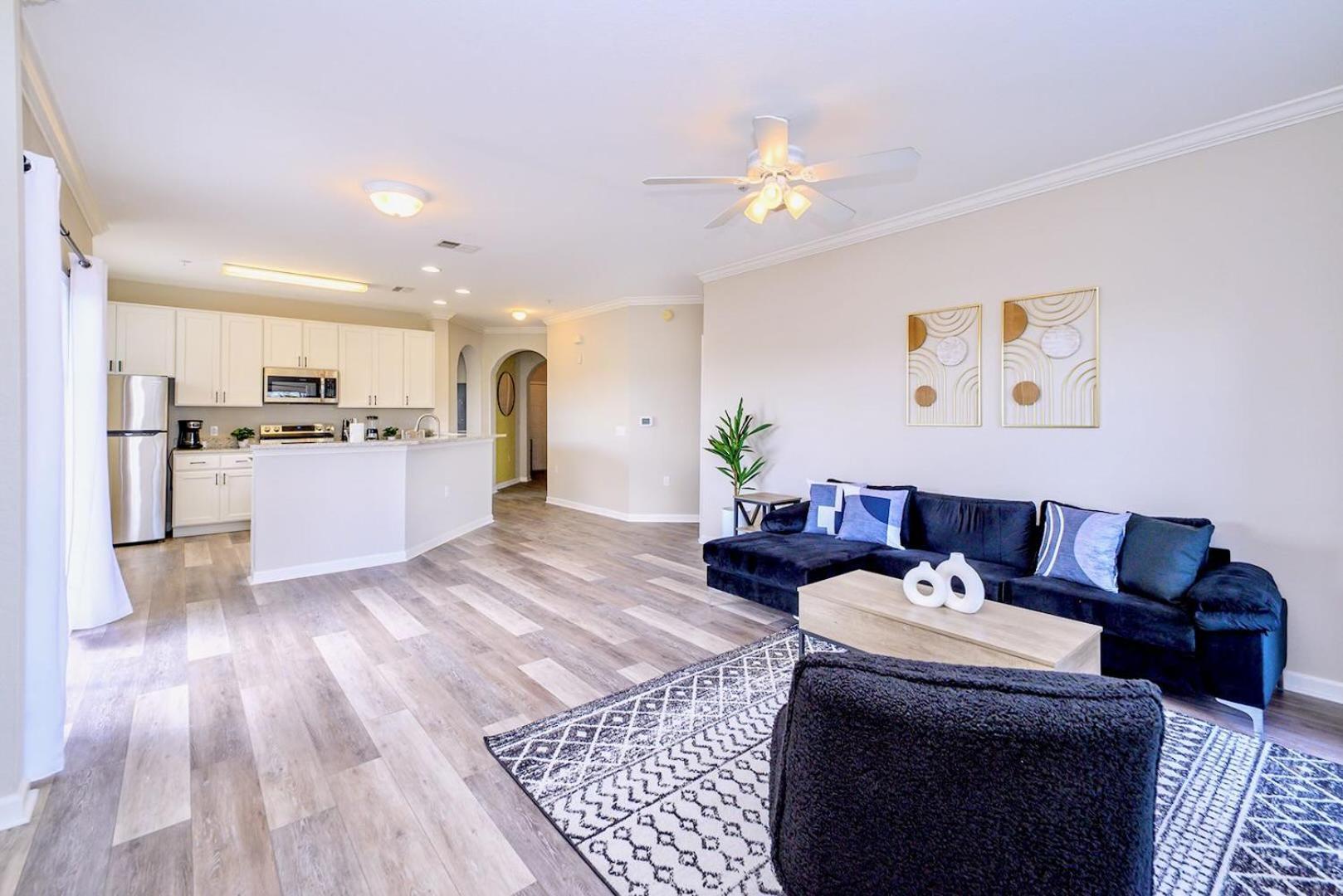 Holiday home Cozy 2br - Private Balcony - Near Orlando