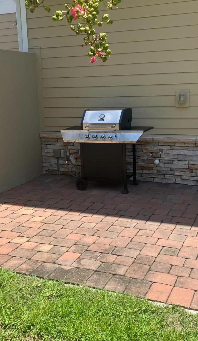 Holiday home 4br Retreat Gated With Pool & Hot Tub Orlando
