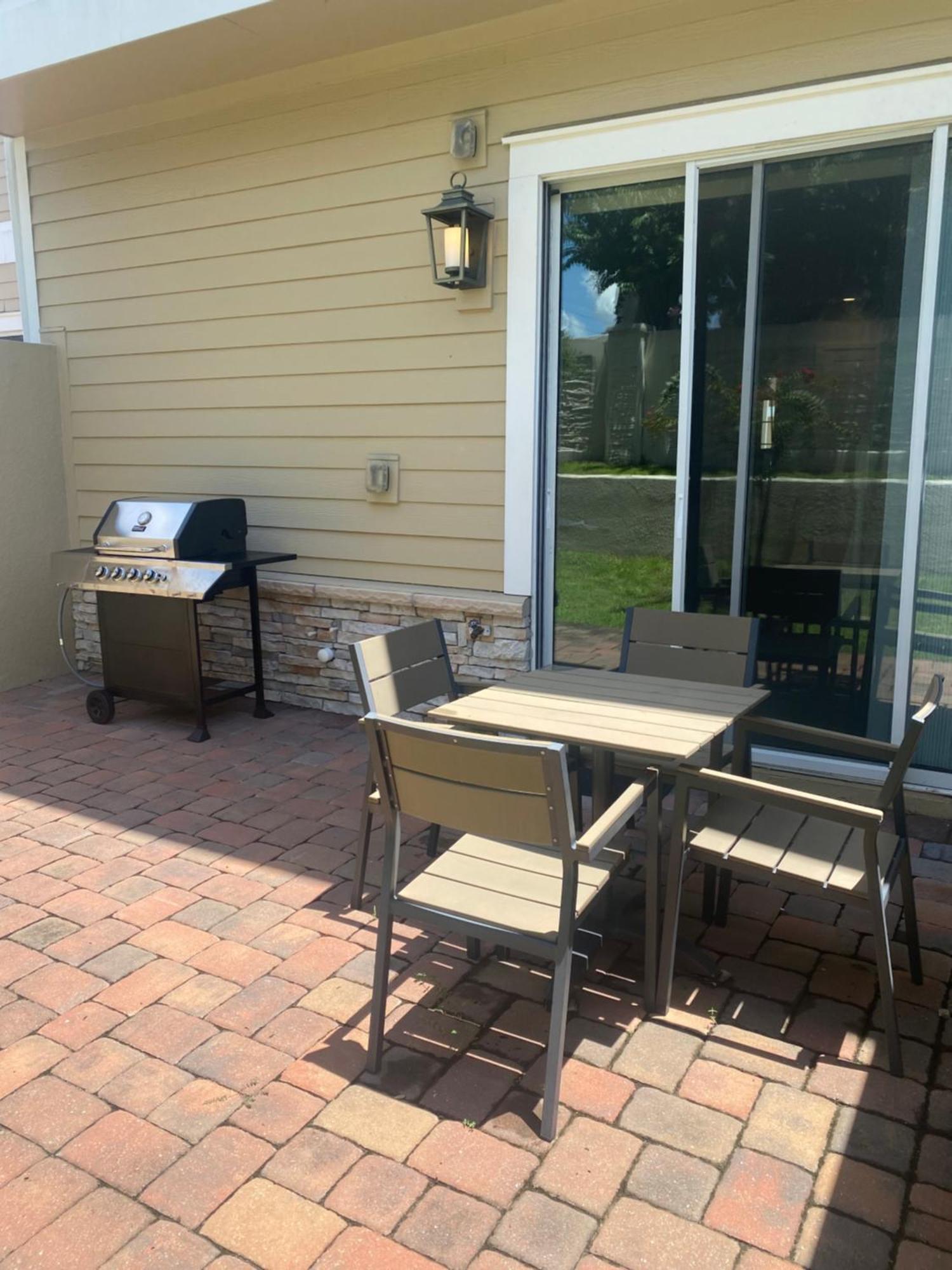 4br Retreat Gated With Pool & Hot Tub Holiday home *