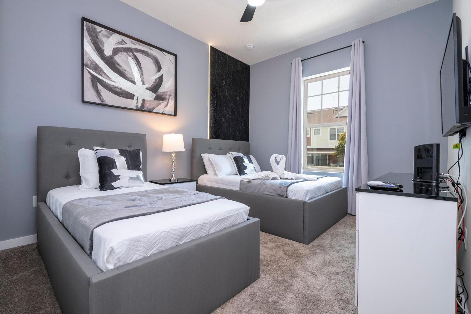 Stylish 2024 Brand New 3br 10 Min From Disney Villa *