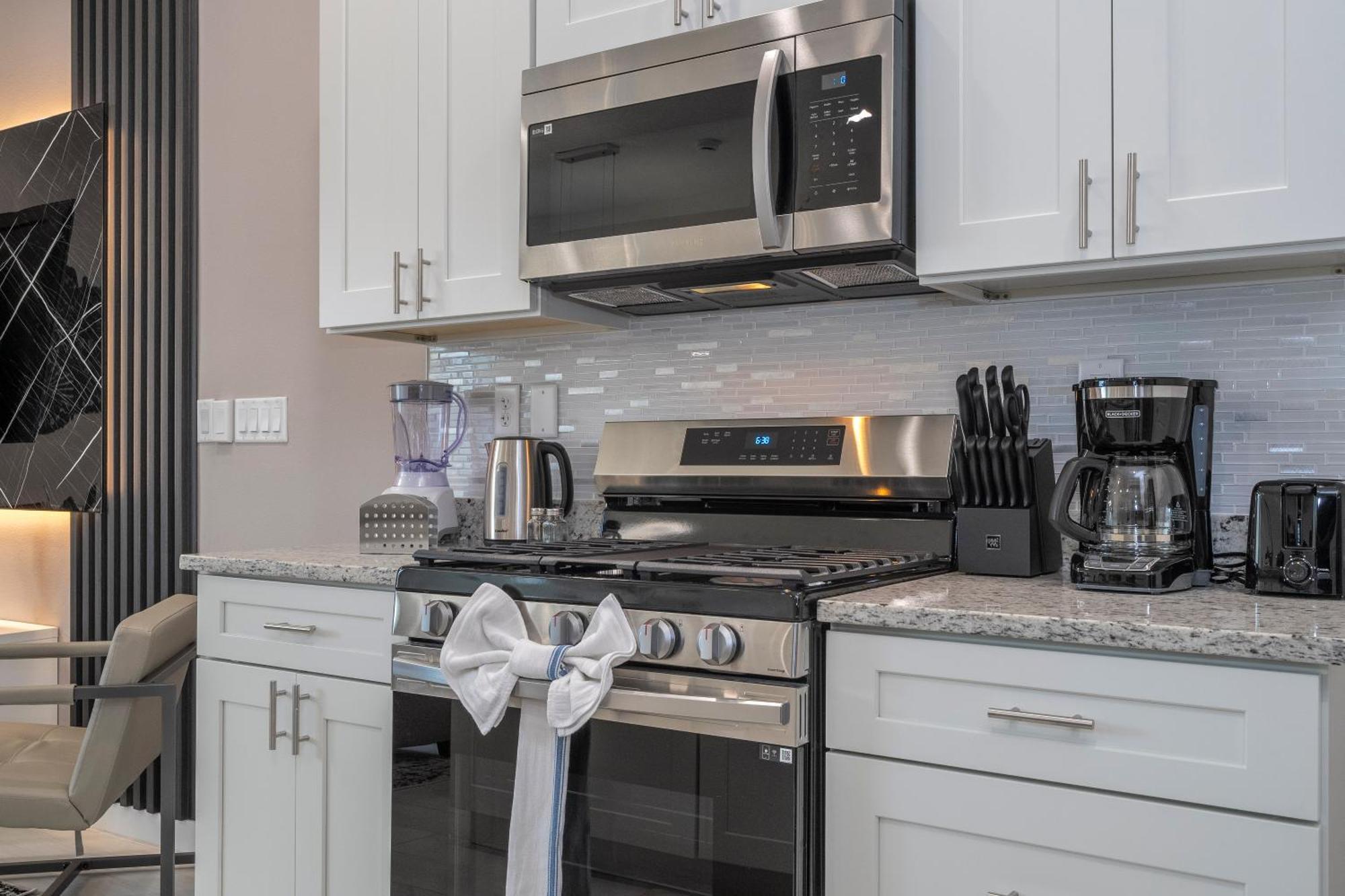 Stylish 2024 Brand New 3br 10 Min From Disney Orlando
