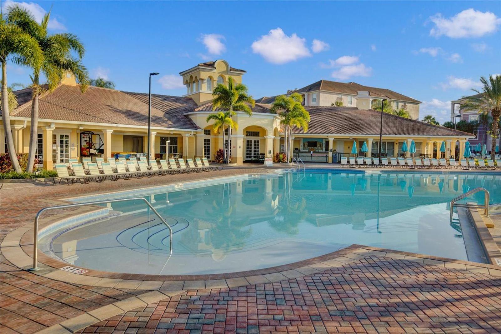 Dream 405 At Vista Cay Apartment