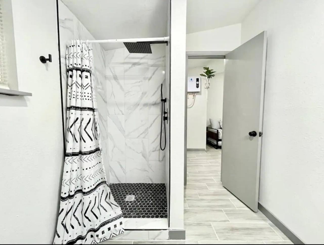 Remodeled 1Br Wfh Setup, Walkable, Sleeps 4! *