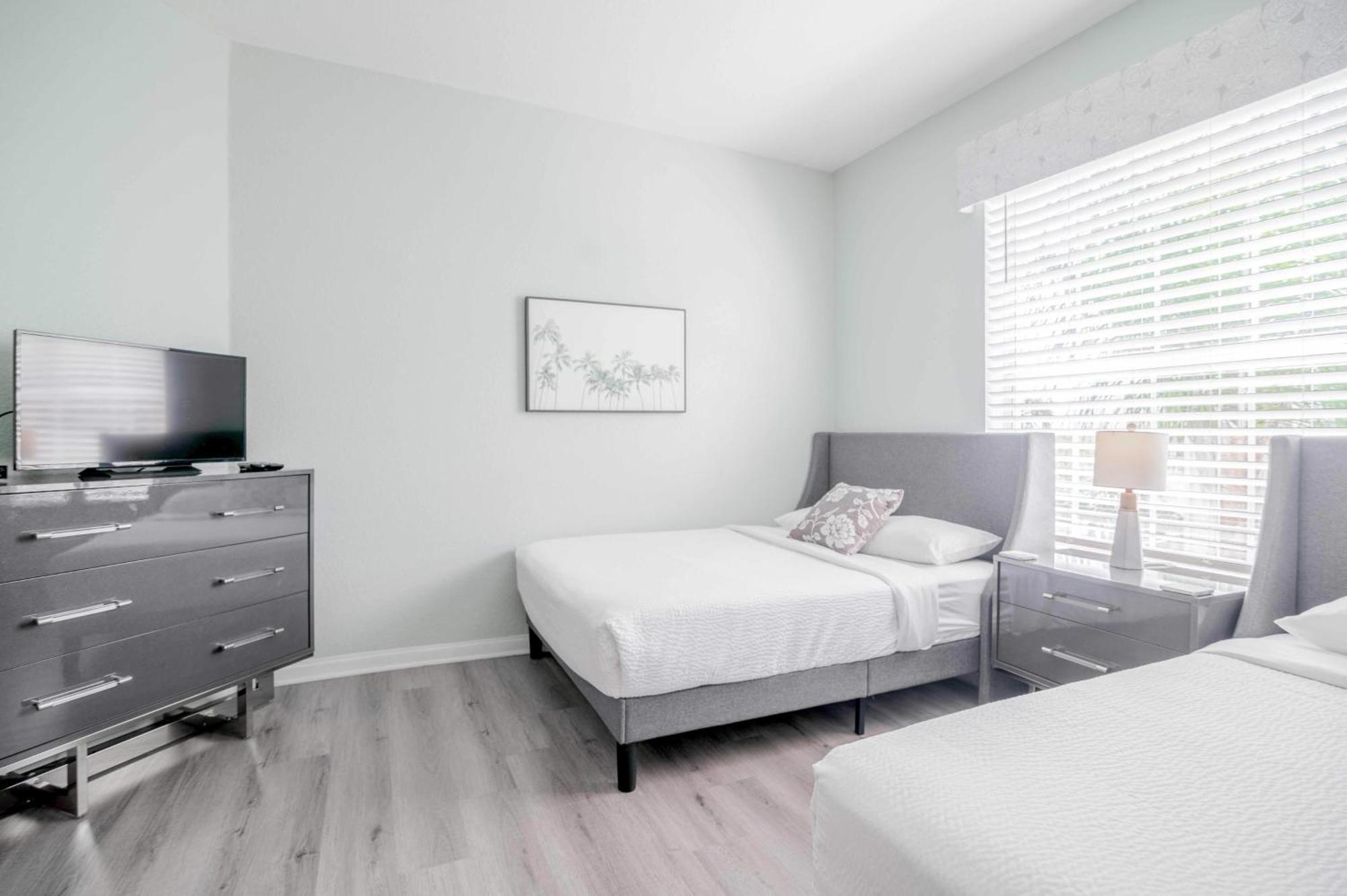 Apartment Fabulous Vista Cay Lakeview Elysium Near Theme Parks And Walk To The Convention Center