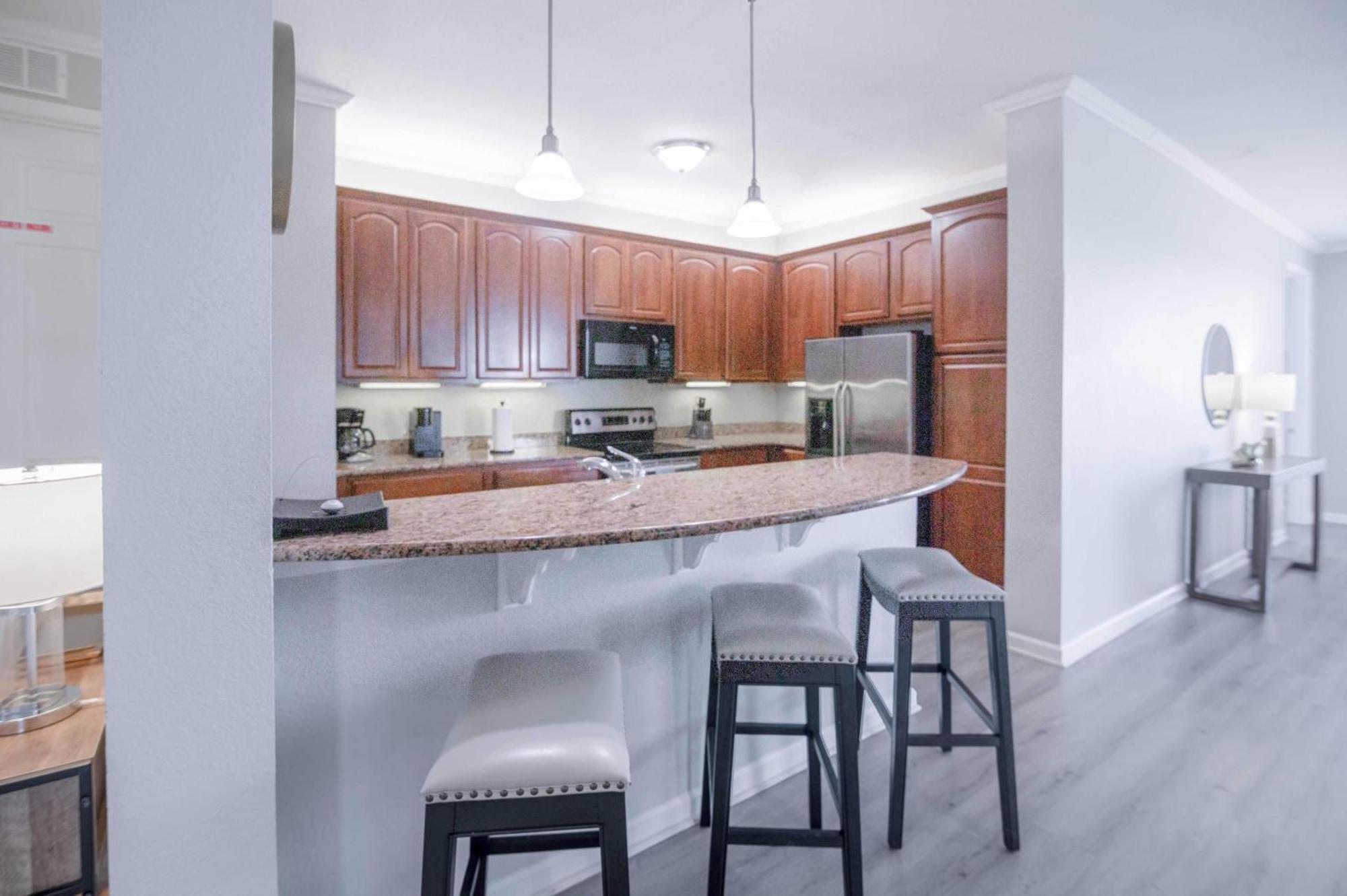 Fabulous Vista Cay Lakeview Elysium Near Theme Parks And Walk To The Convention Center *
