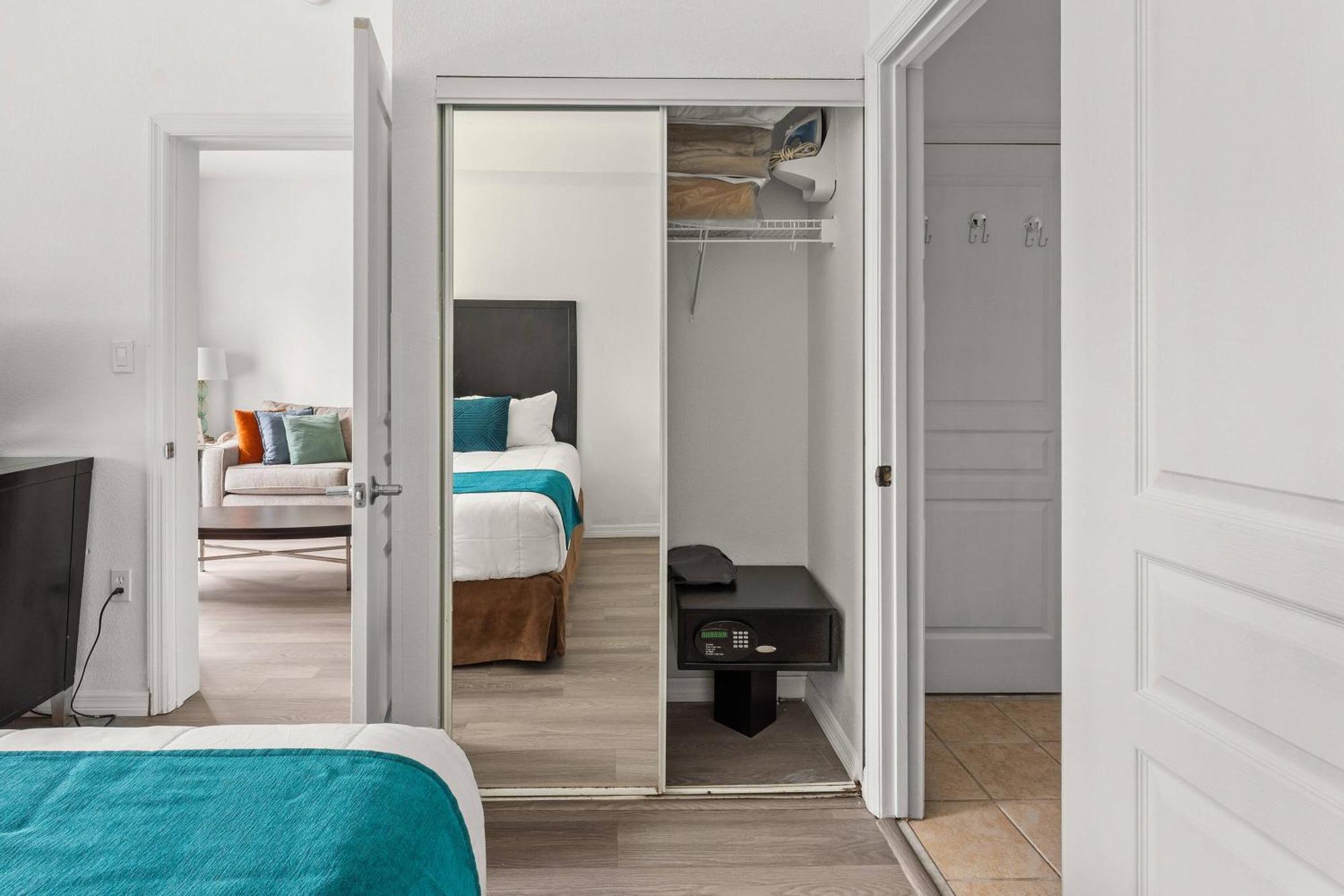 1br Free Shuttle To Parks Hs305