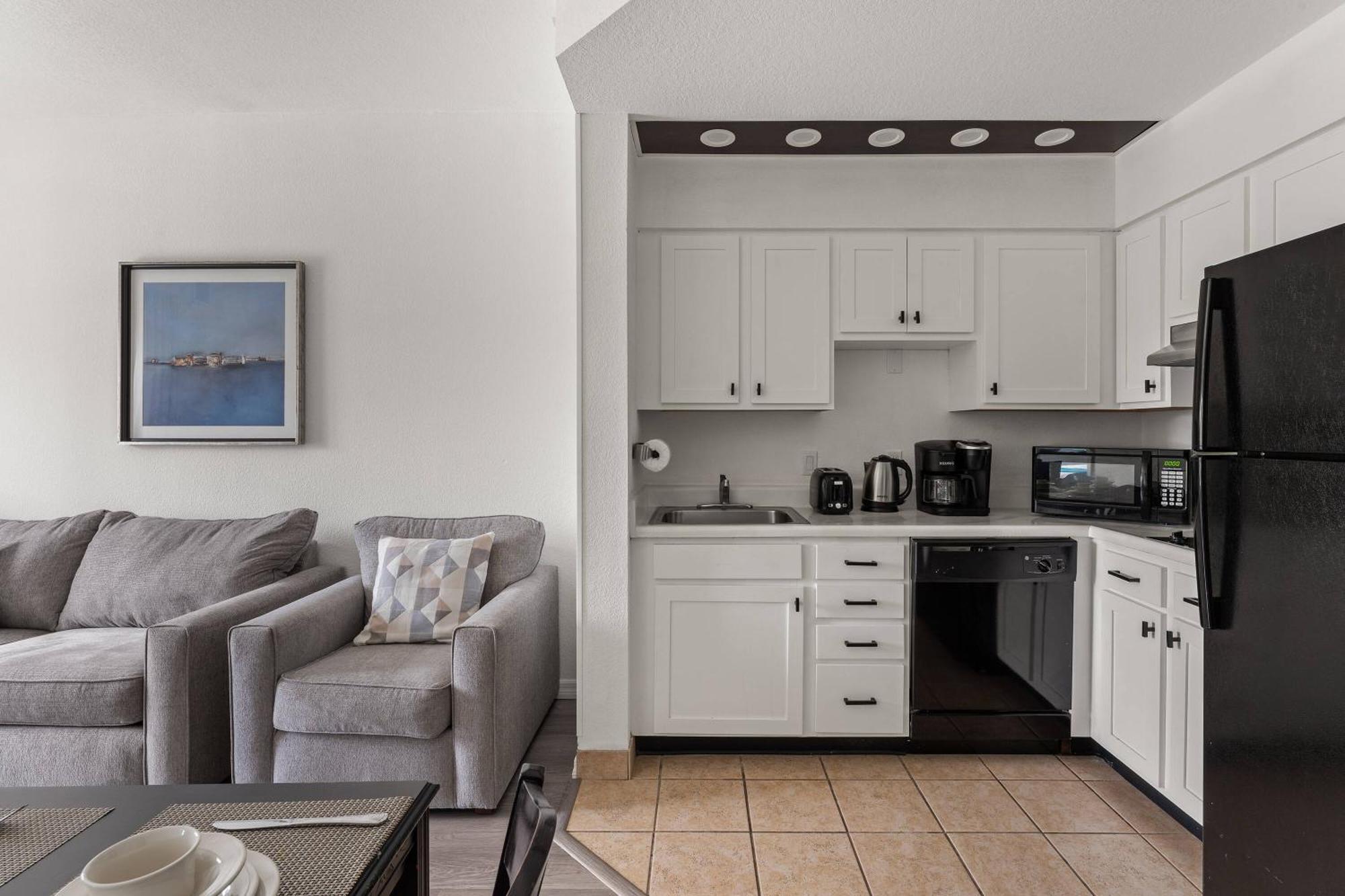Apartment 1br Free Shuttle To Parks Hs305 Orlando