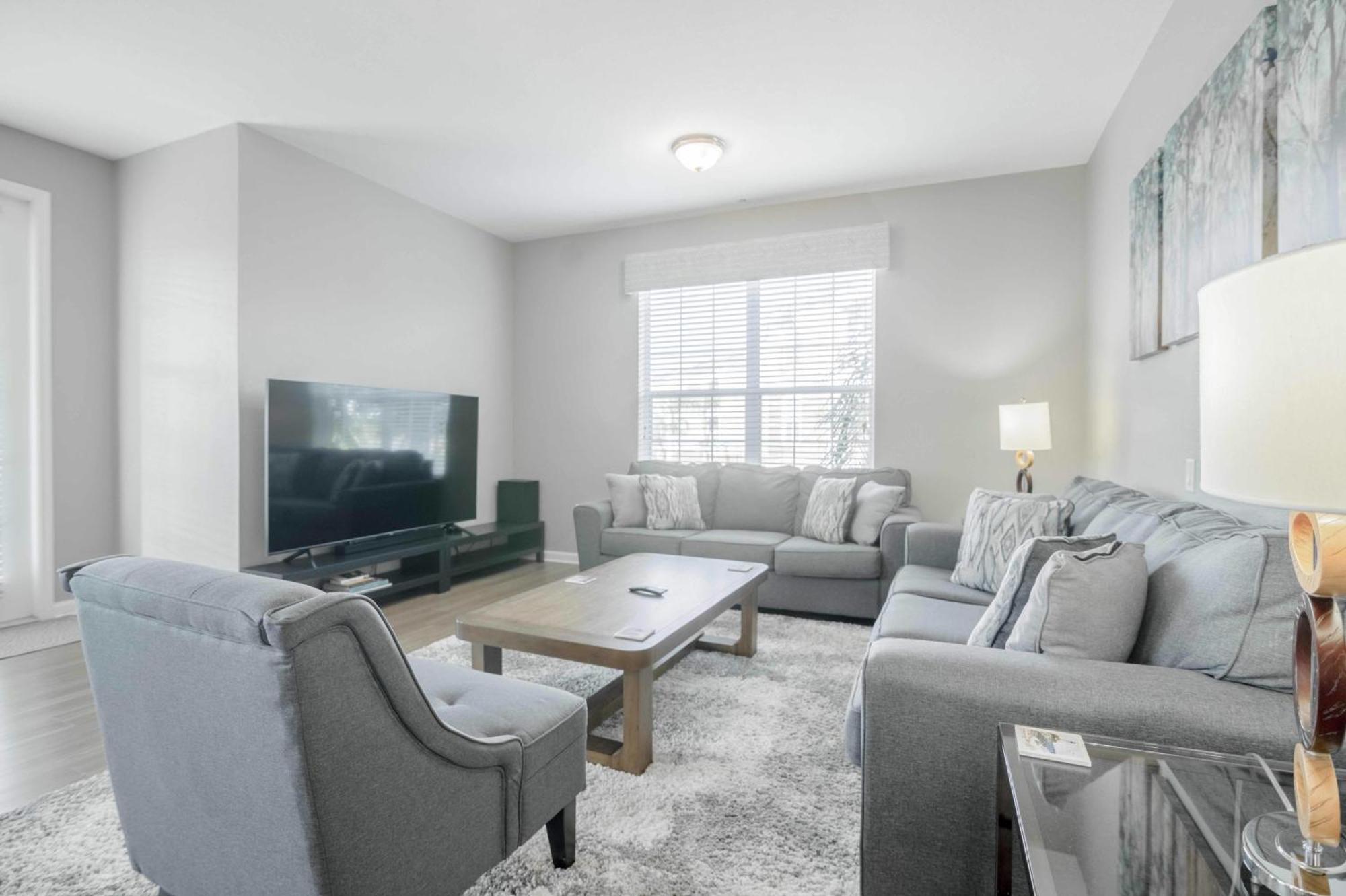 Vista Cay Luxury Rhapsody Near Theme Parks And Walk To The Convention Center. Apartment *