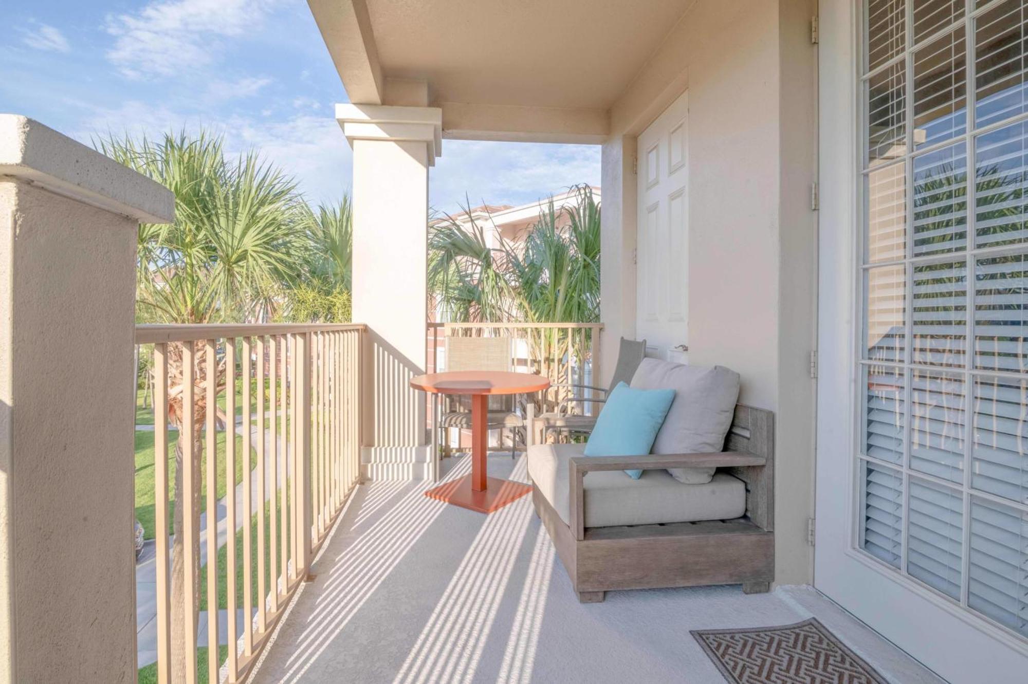 Vista Cay Luxury Rhapsody Near Theme Parks And Walk To The Convention Center. *