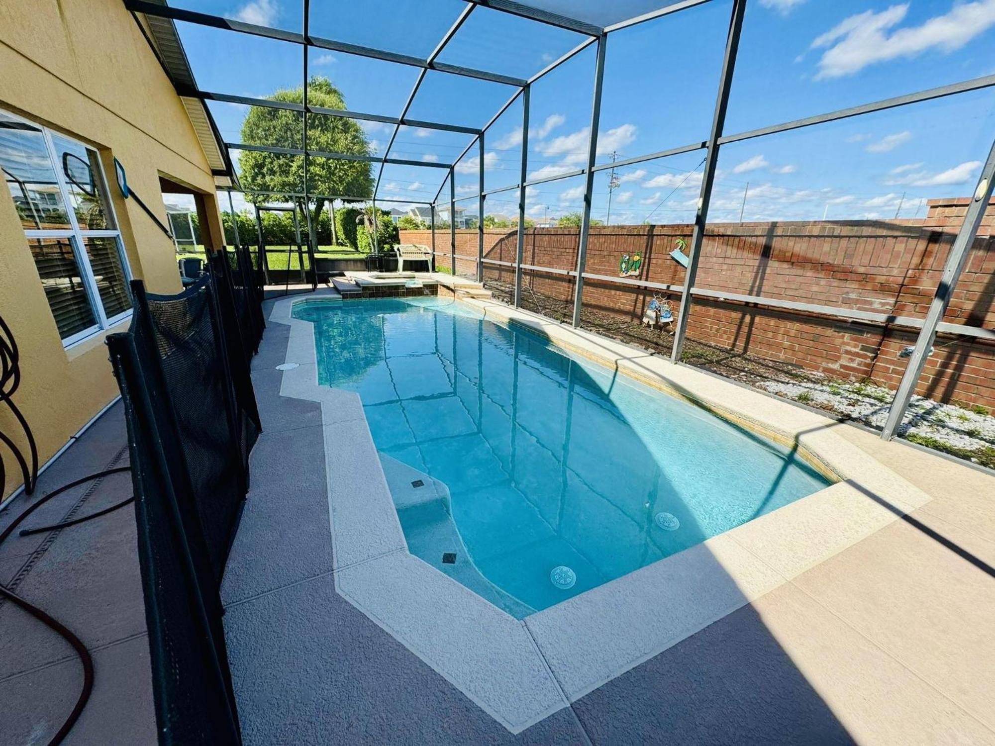 4-3 Vacation With Private Pool Located At Formosa Gardens!! Holiday home