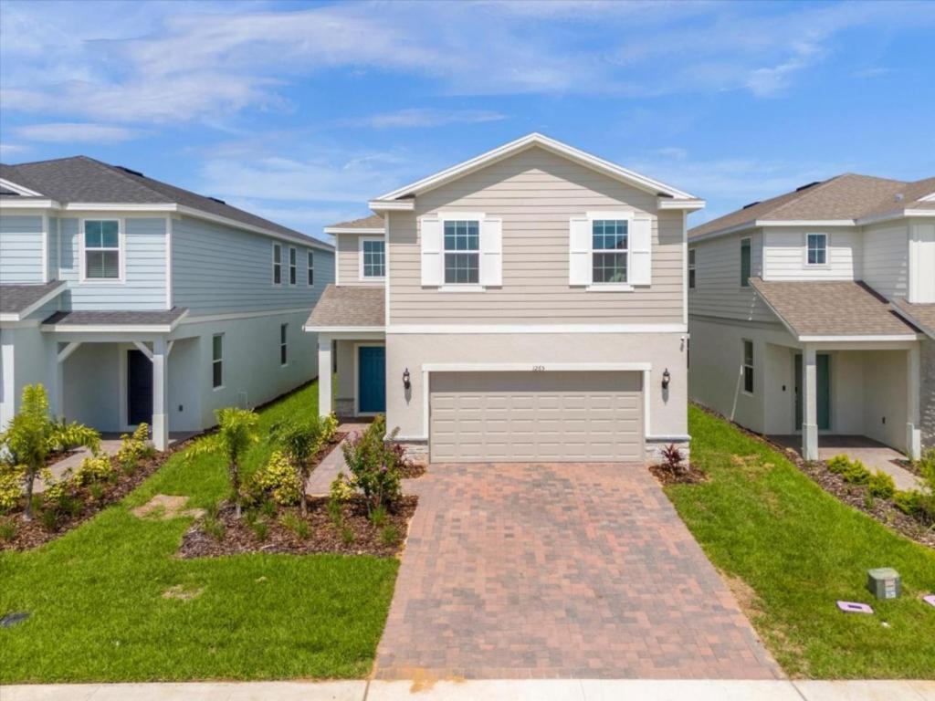 Holiday home 5 Bedrooms- 4 Bathrooms- Windsor Cay 1265 Er