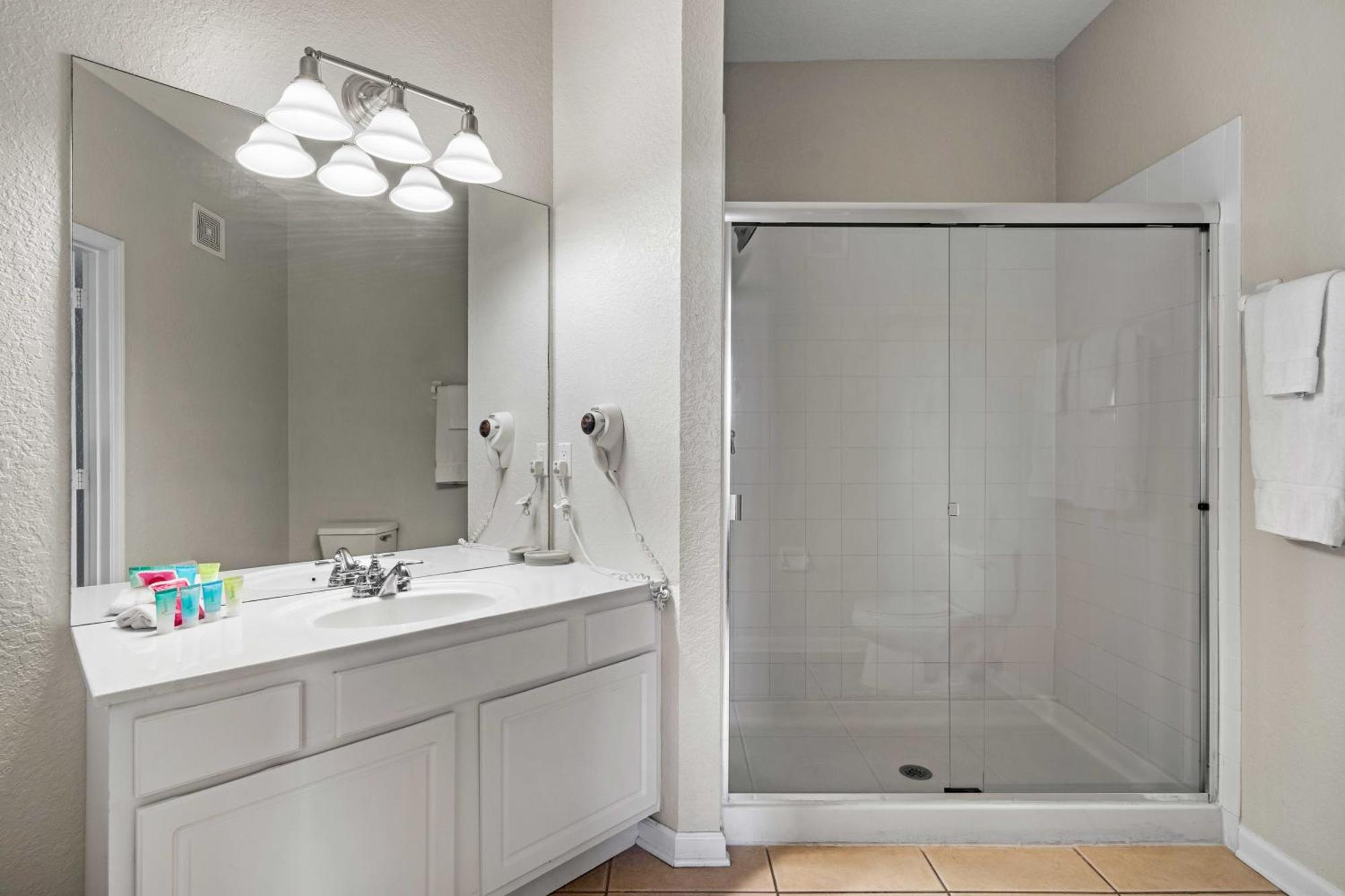 4802 Cayview Avenue 308 Apartment *