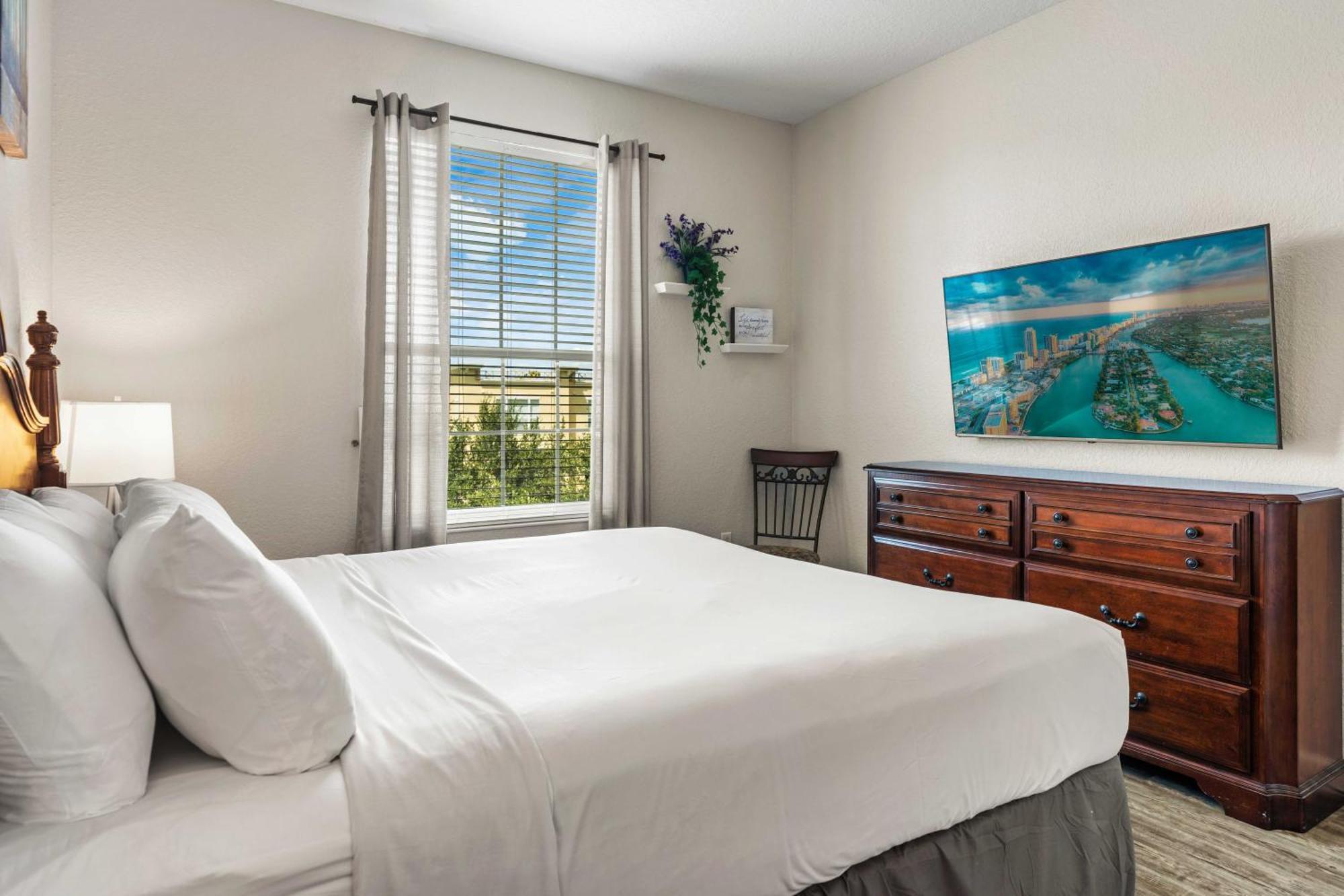 4802 Cayview Avenue 308 Orlando