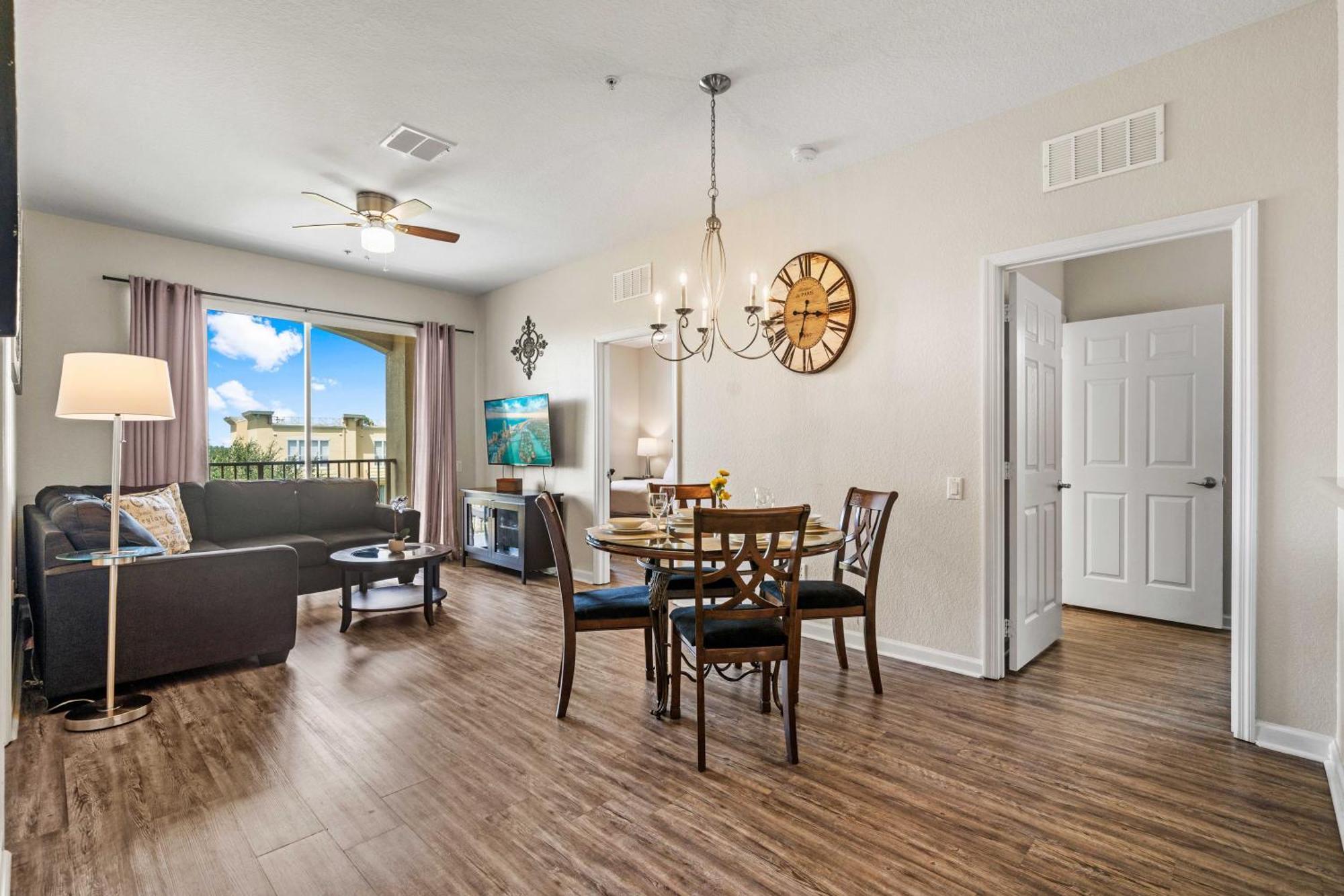 4802 Cayview Avenue 308 Apartment