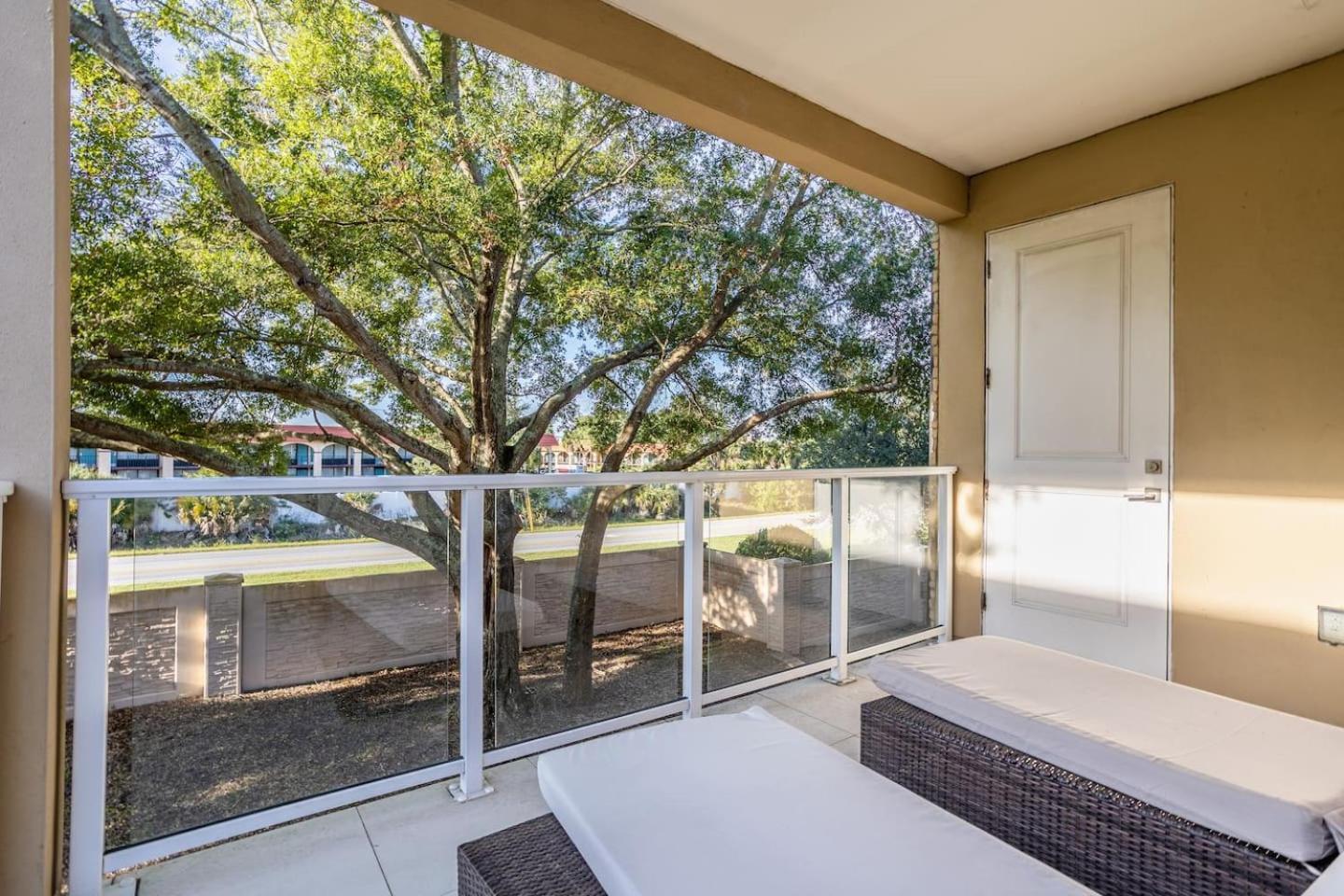 Holiday home 4Br Disney Fun! Gym Playroom Galore!