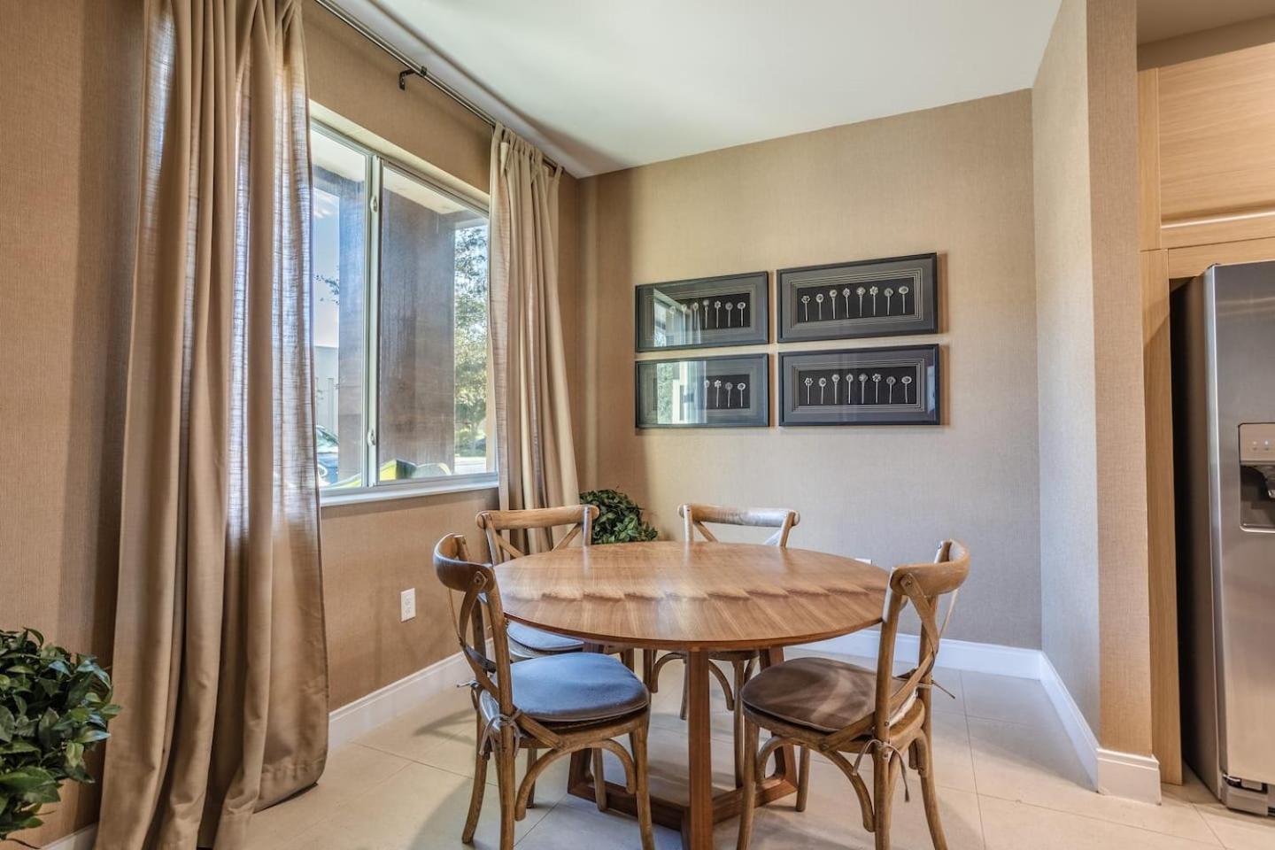 4Br Disney Fun! Gym Playroom Galore! *