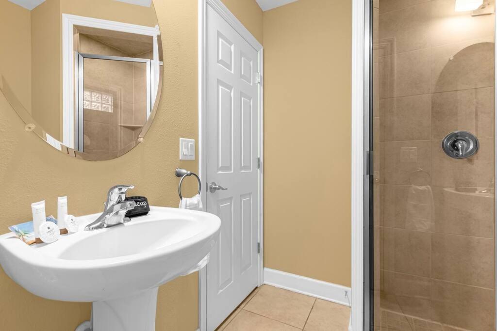 Cozy 4br Family Townhouse In Wonderful Area Orlando