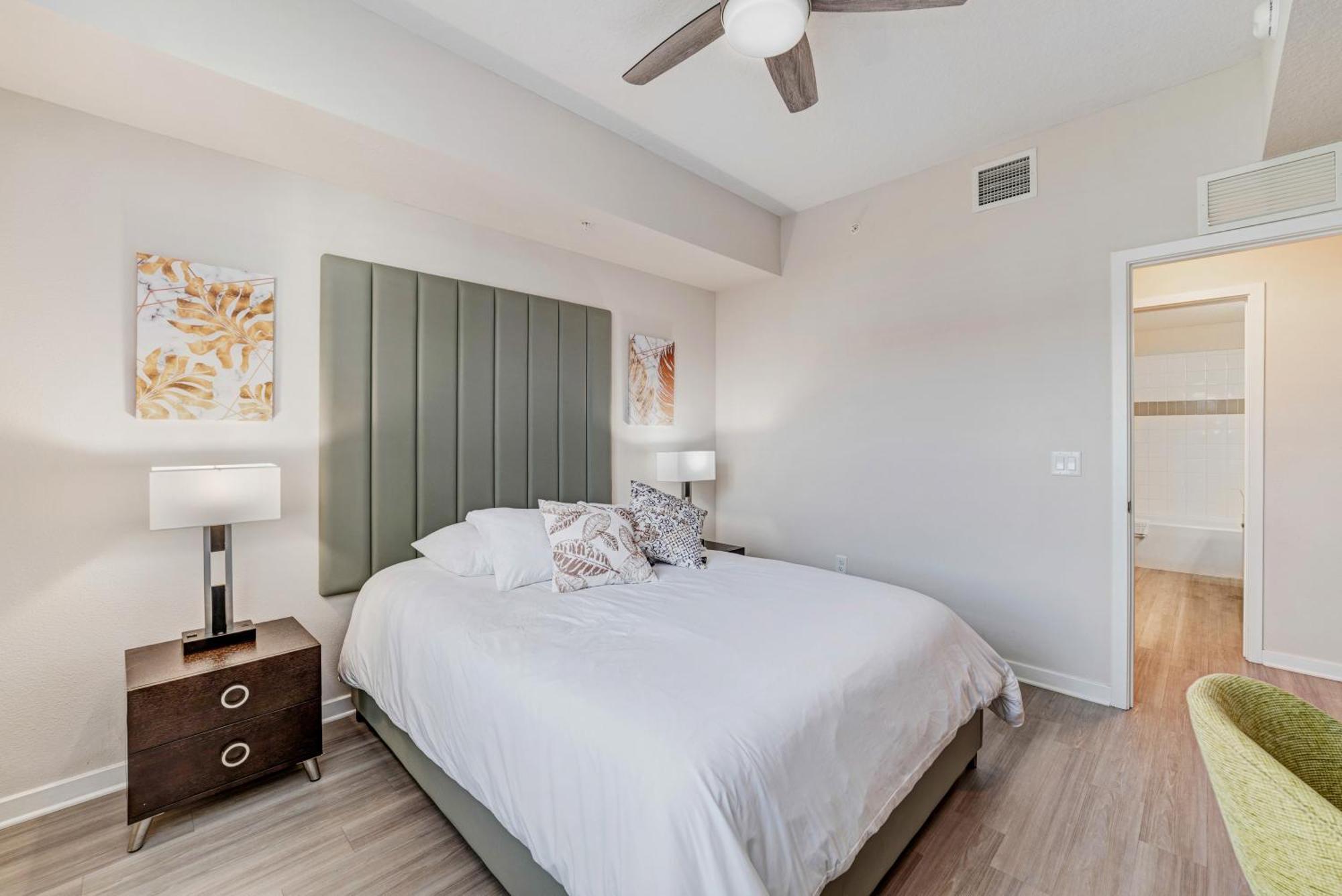 Luxury 3br Walking Distance To Epic Universe, Convention Center And Icon Park Apartment *