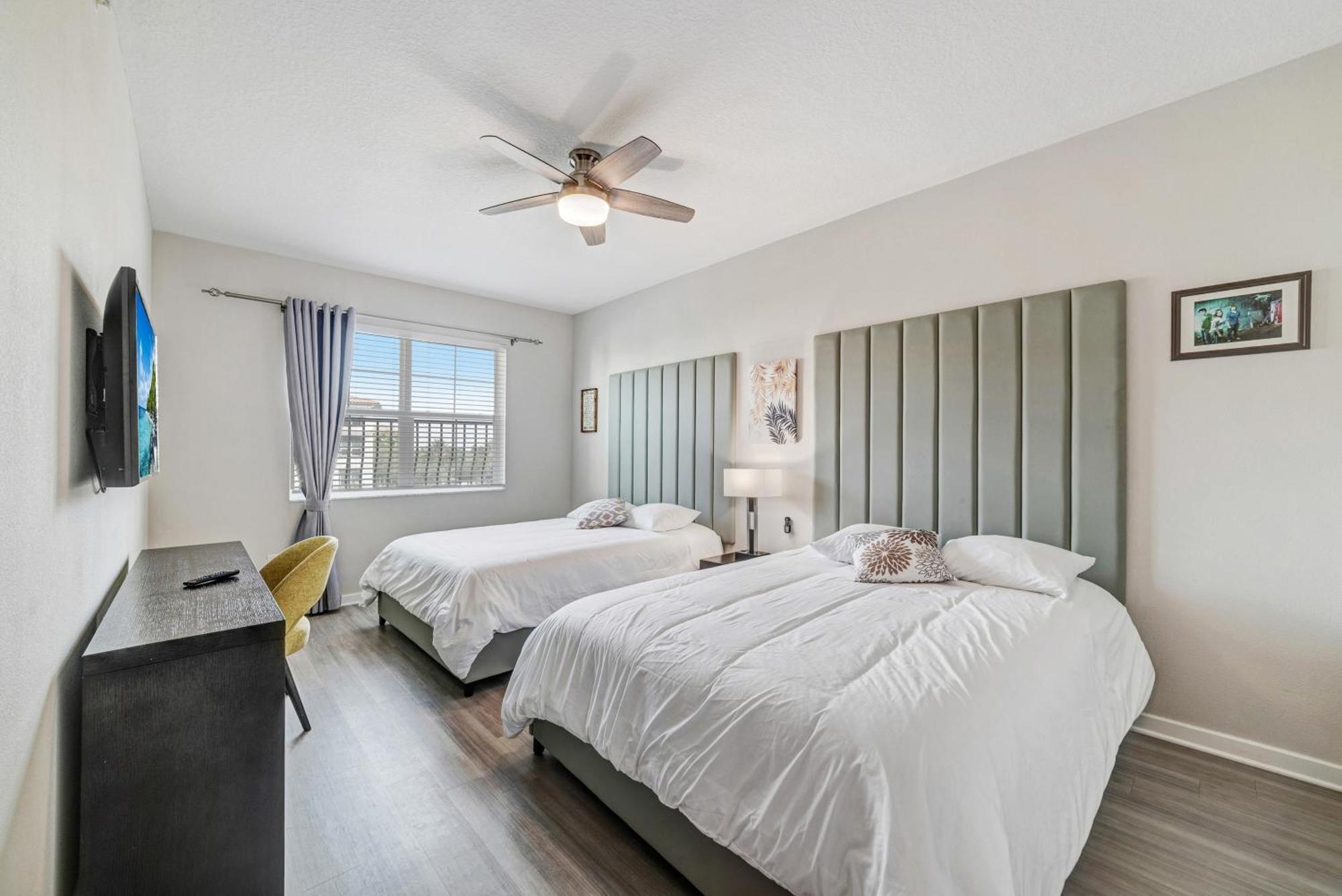 Apartment Luxury 3br Walking Distance To Epic Universe, Convention Center And Icon Park *