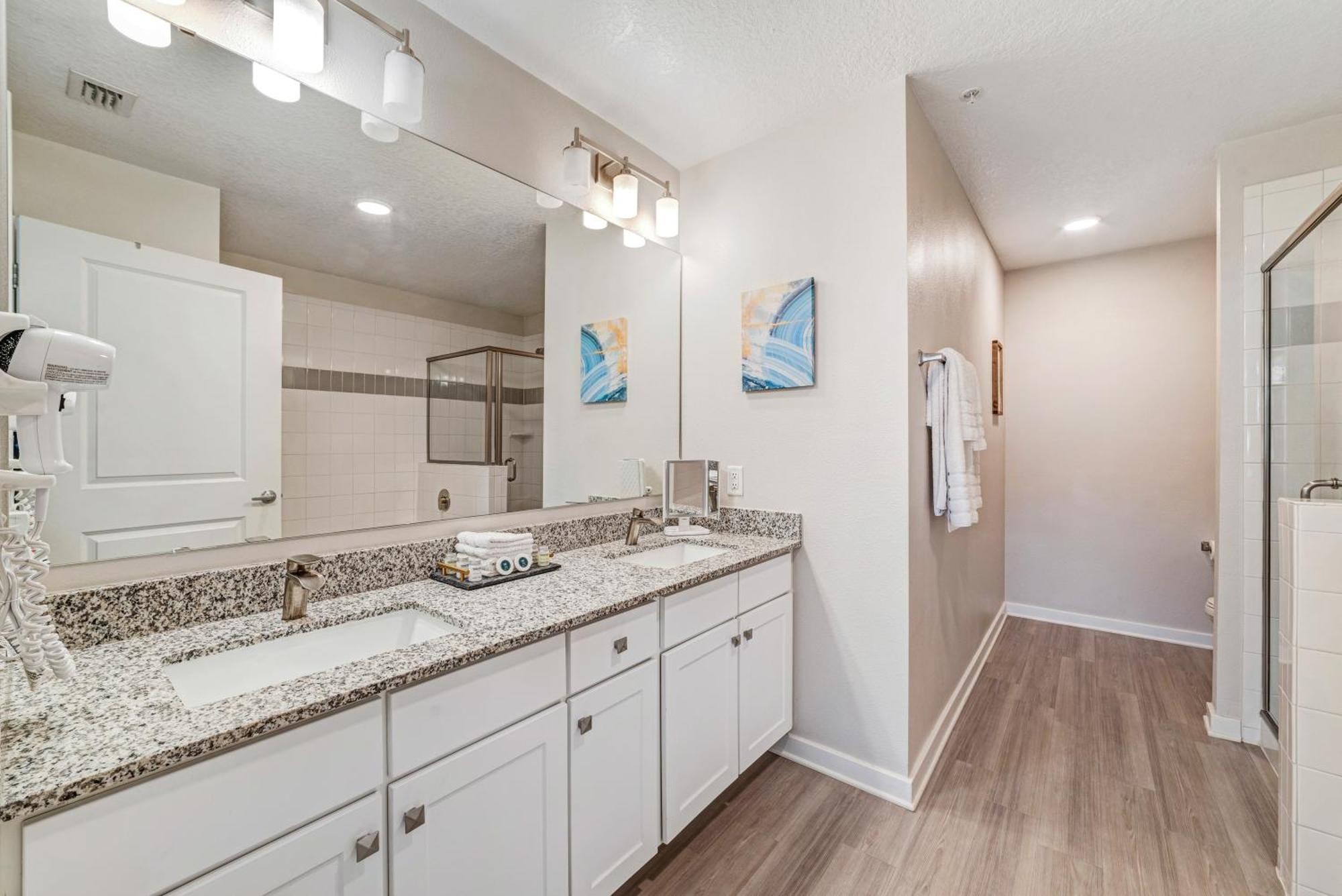 Luxury 3br Walking Distance To Epic Universe, Convention Center And Icon Park * Orlando