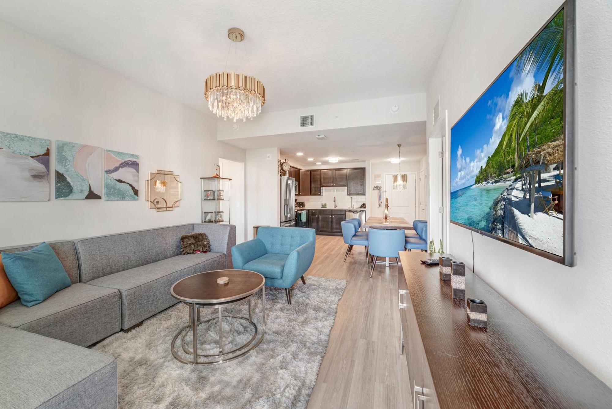 Luxury 3br Walking Distance To Epic Universe, Convention Center And Icon Park Apartment Orlando