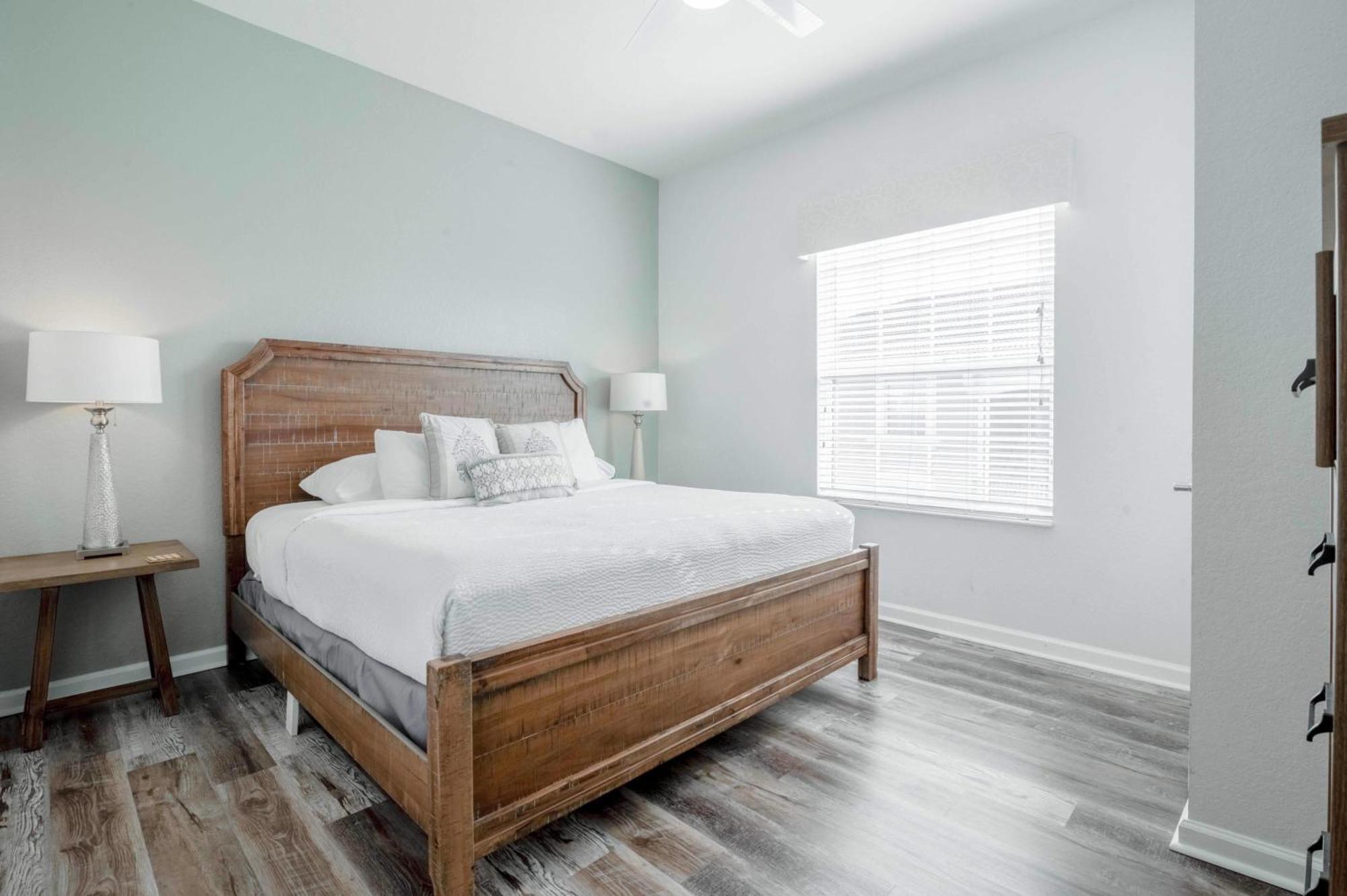 Fantastic Vista Cay Luxury Utopia Near Theme Parks, And Walk To The Convention Center