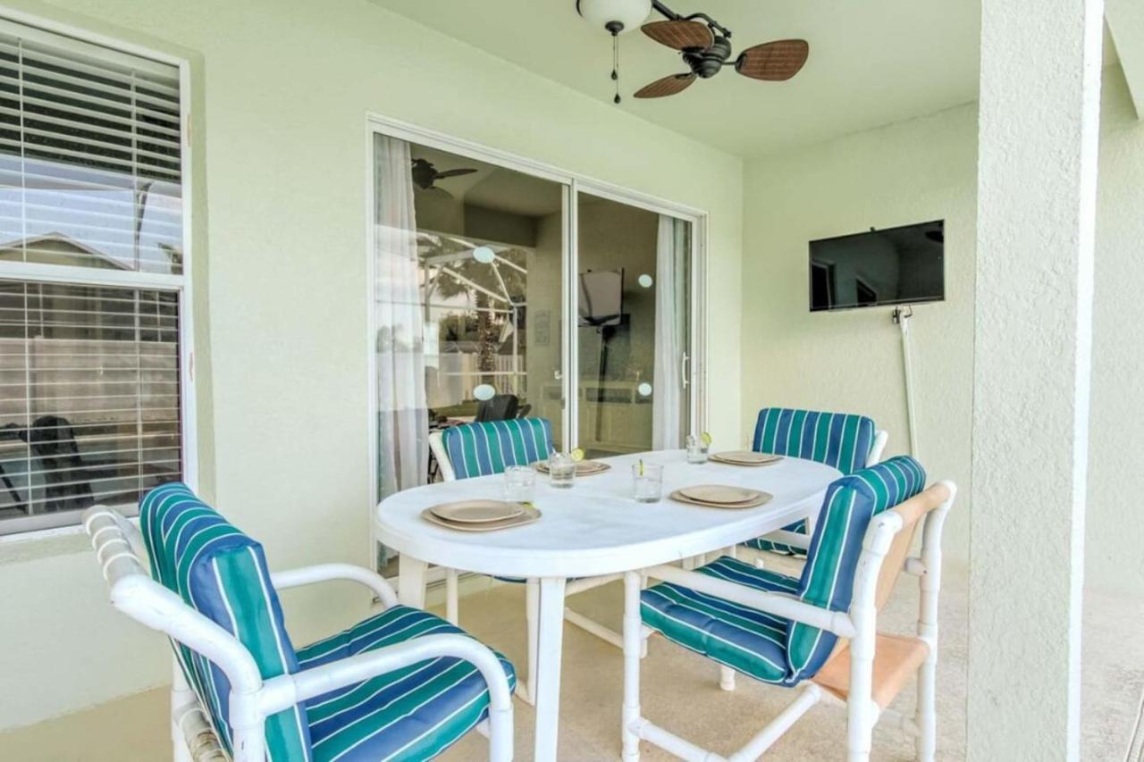 Family Friendly Private Pool Near