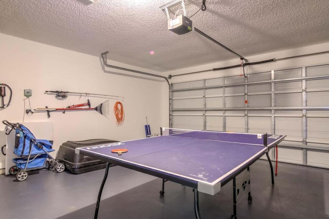 Family Friendly Private Pool Near Holiday home *